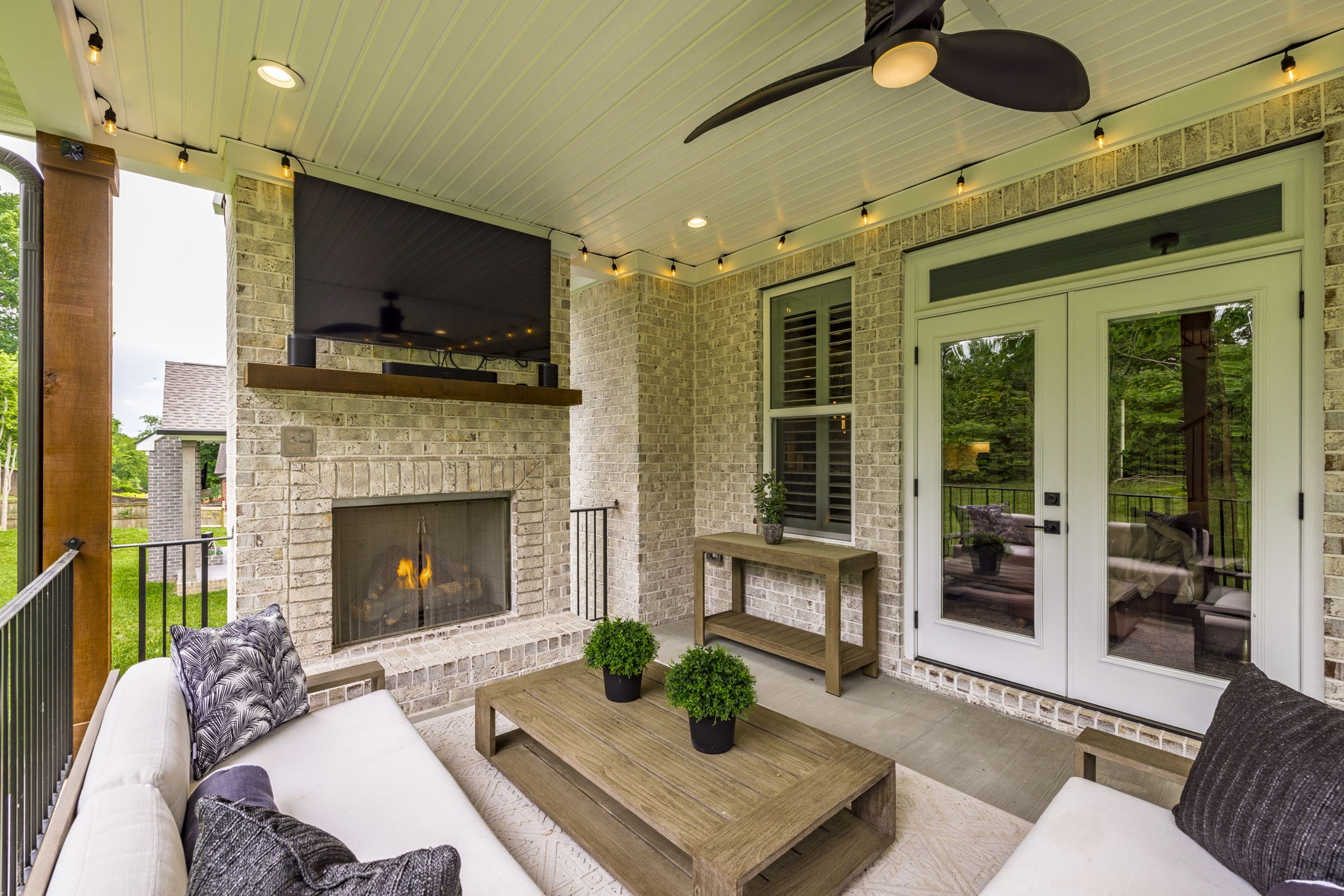240 Valley Bend Dr