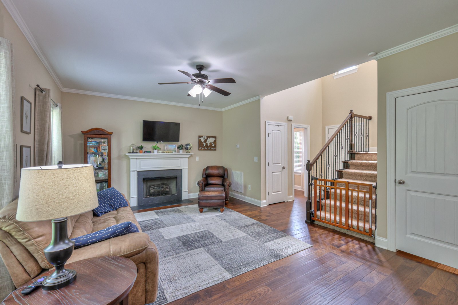 819 Tanager Pl