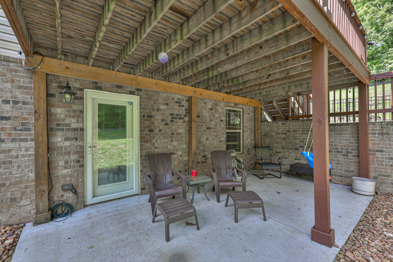 819 Tanager Pl