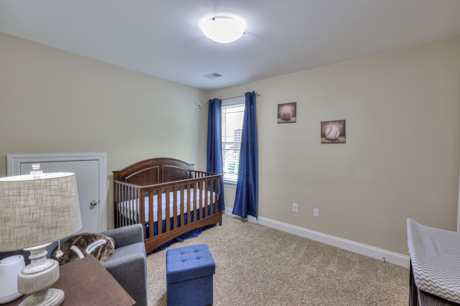 819 Tanager Pl