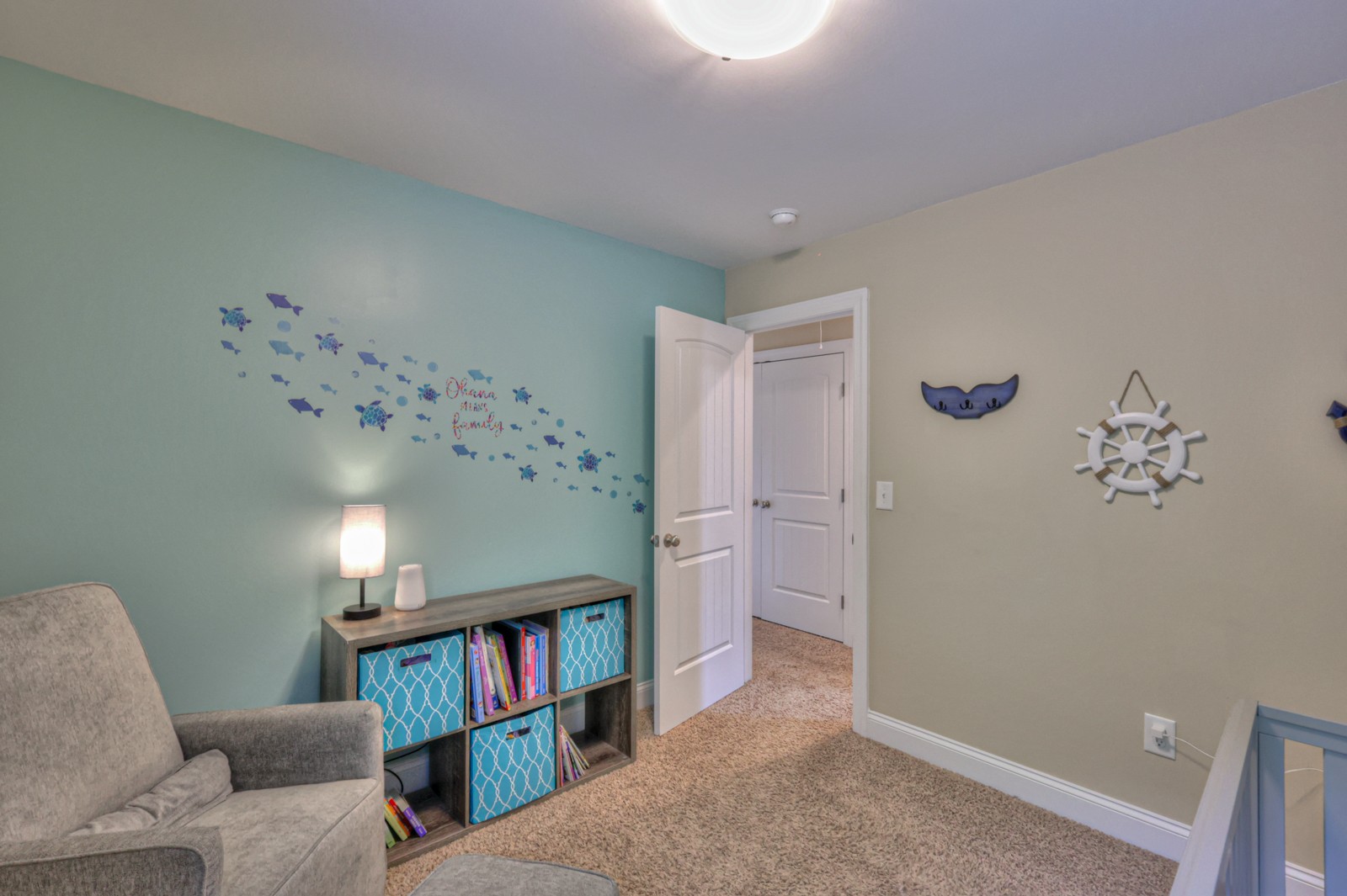 819 Tanager Pl