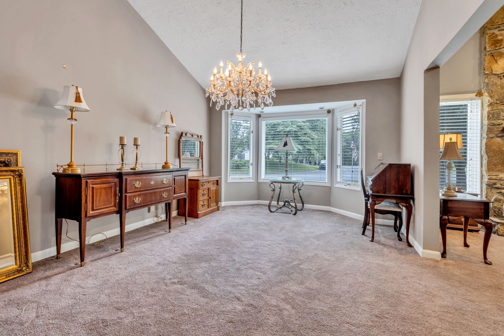 856 Norwalk Dr