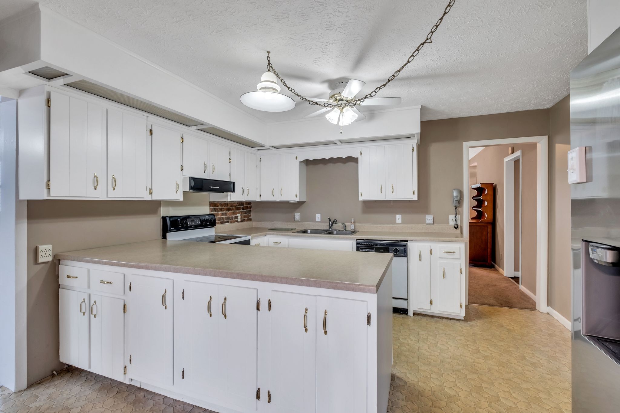 856 Norwalk Dr
