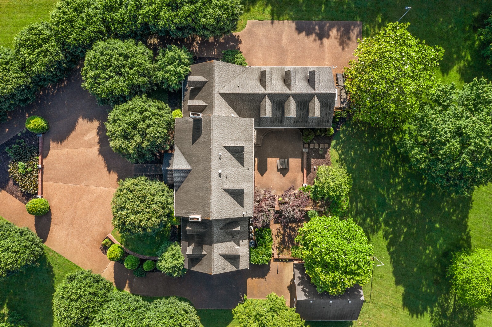 740 Old Dickerson Pike