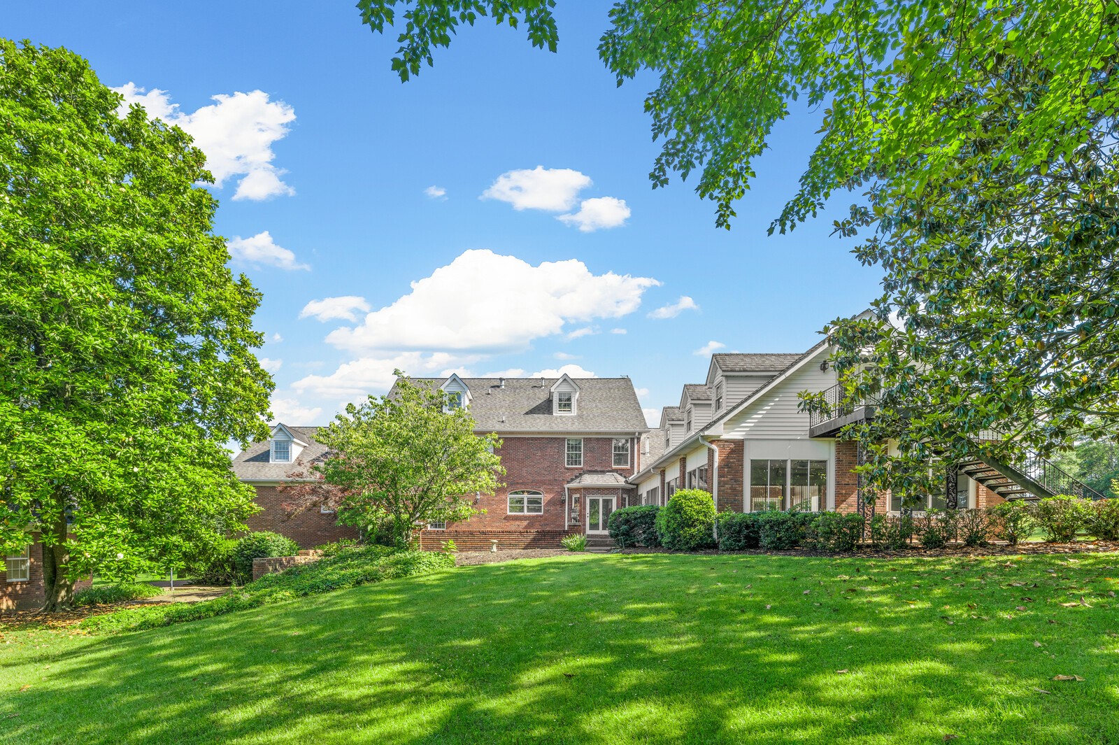 740 Old Dickerson Pike