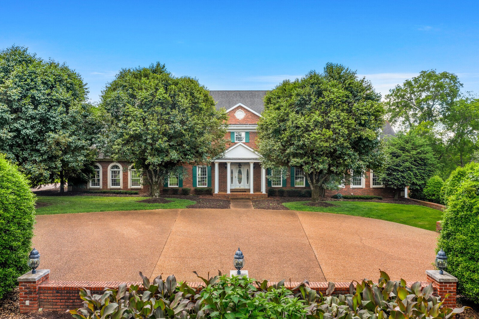 740 Old Dickerson Pike
