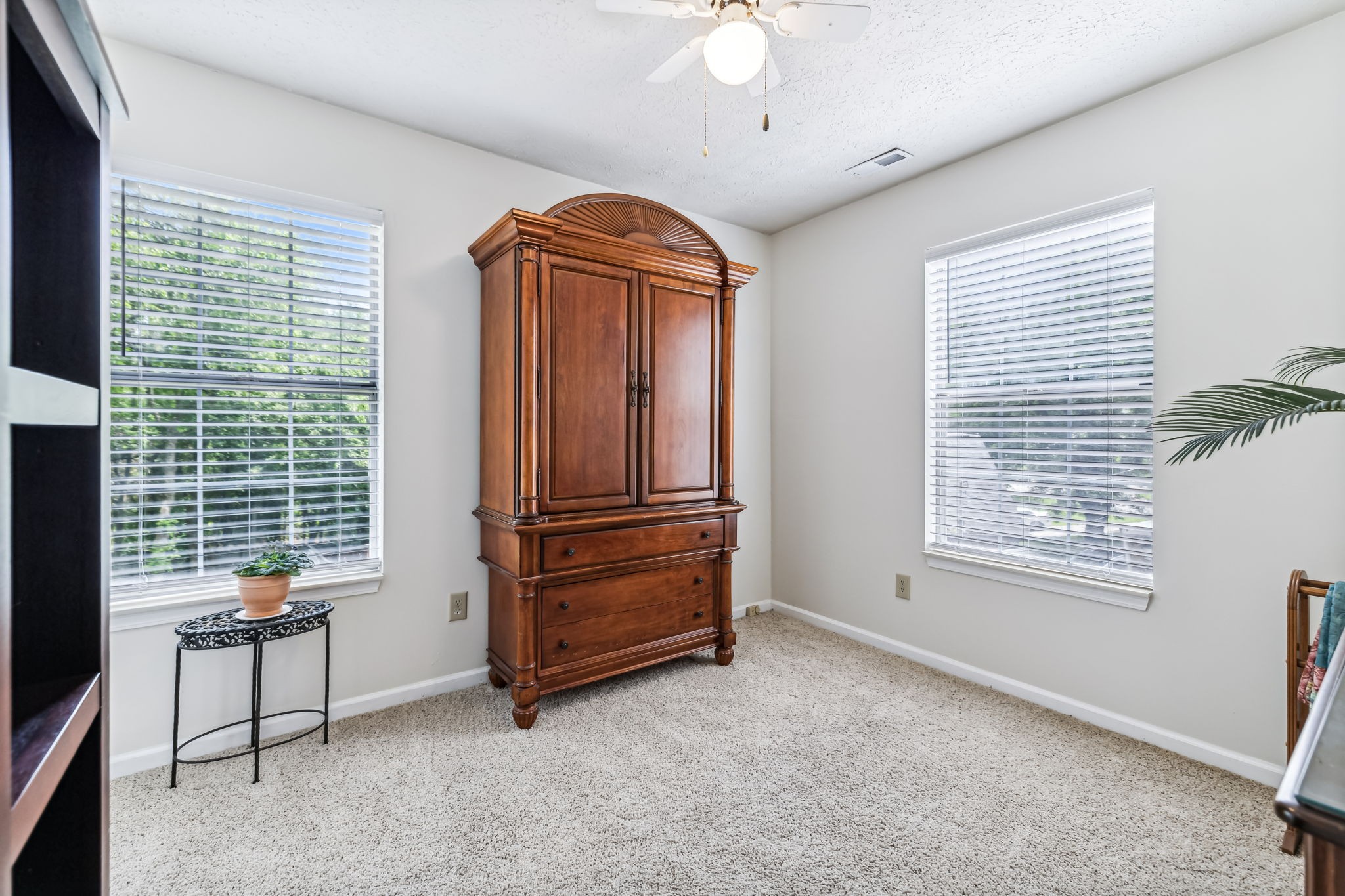 1012 Grasshopper Cir