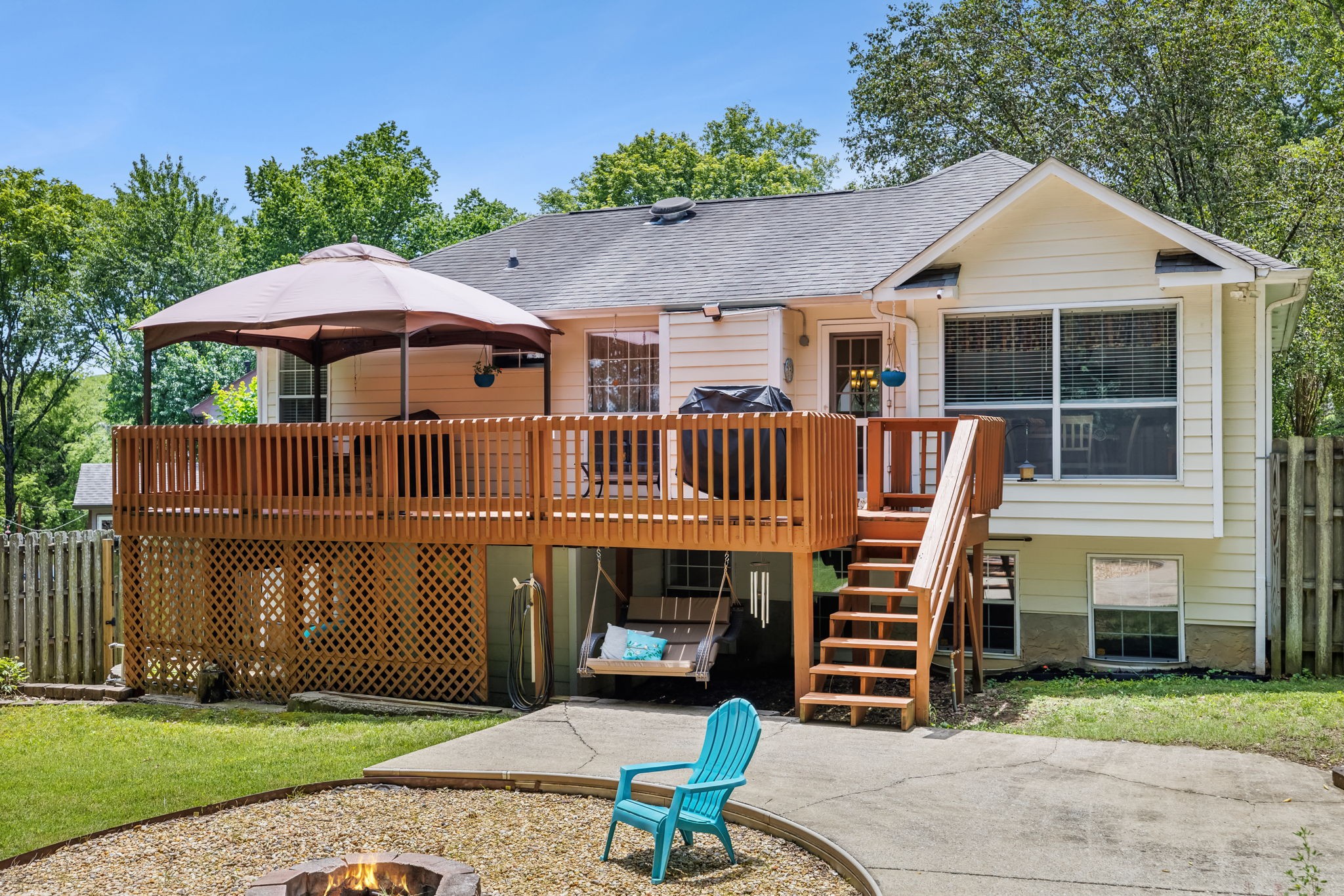 1012 Grasshopper Cir