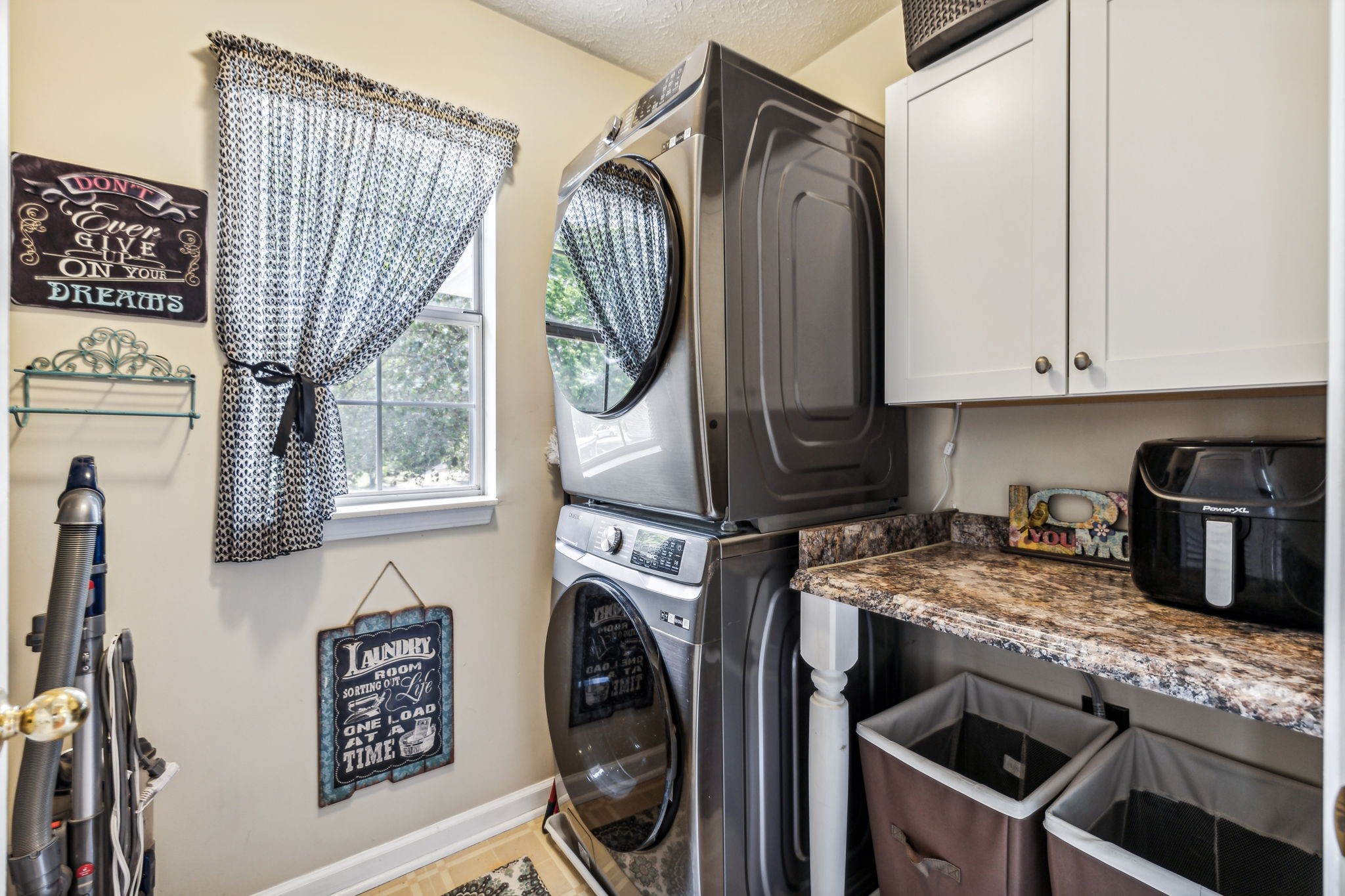 1012 Grasshopper Cir