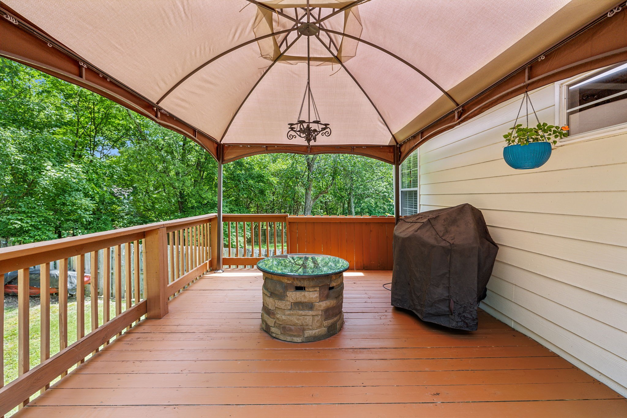1012 Grasshopper Cir