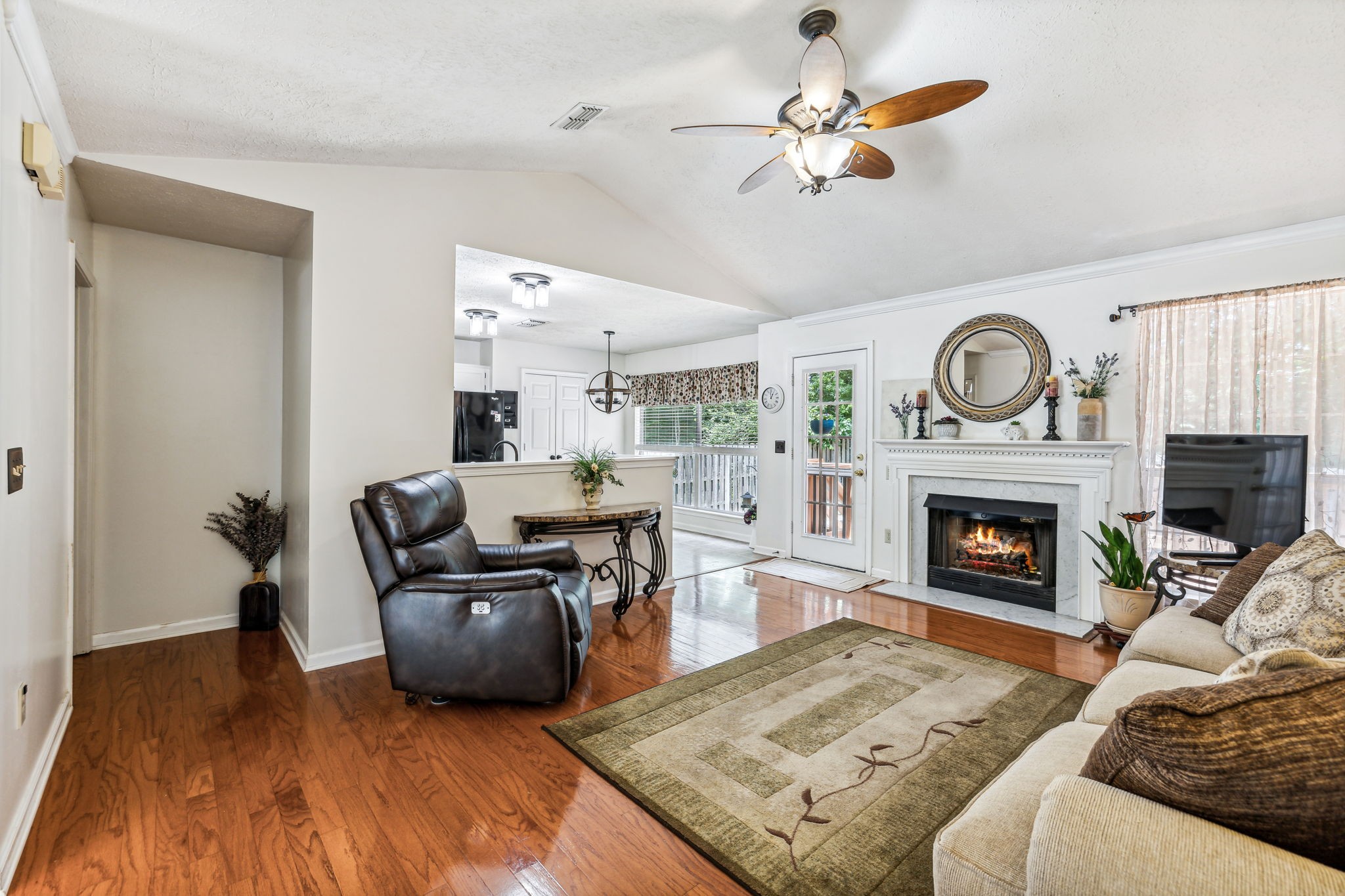 1012 Grasshopper Cir