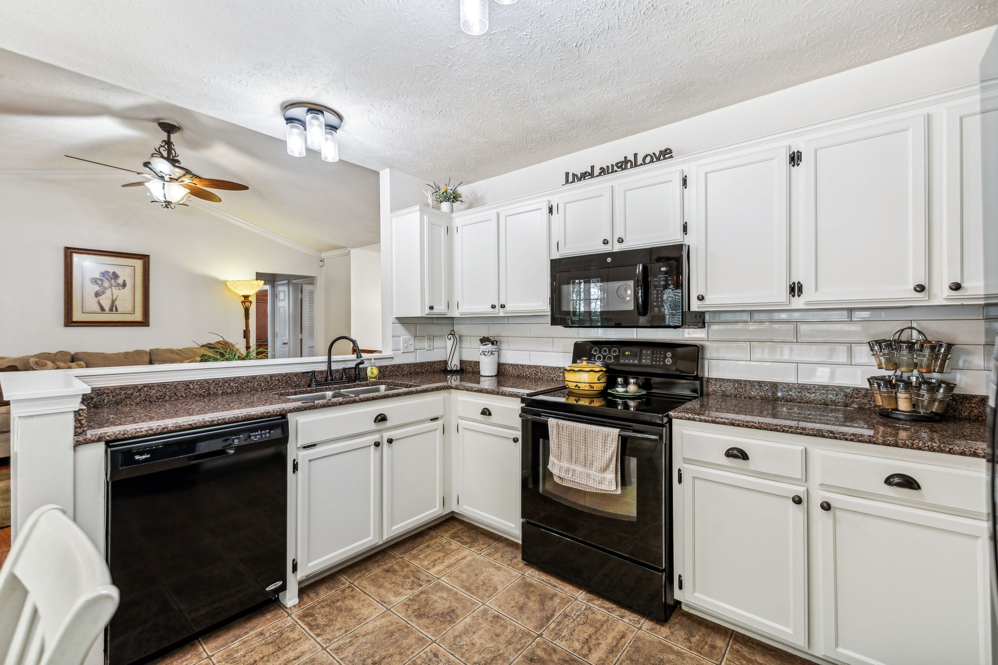 1012 Grasshopper Cir