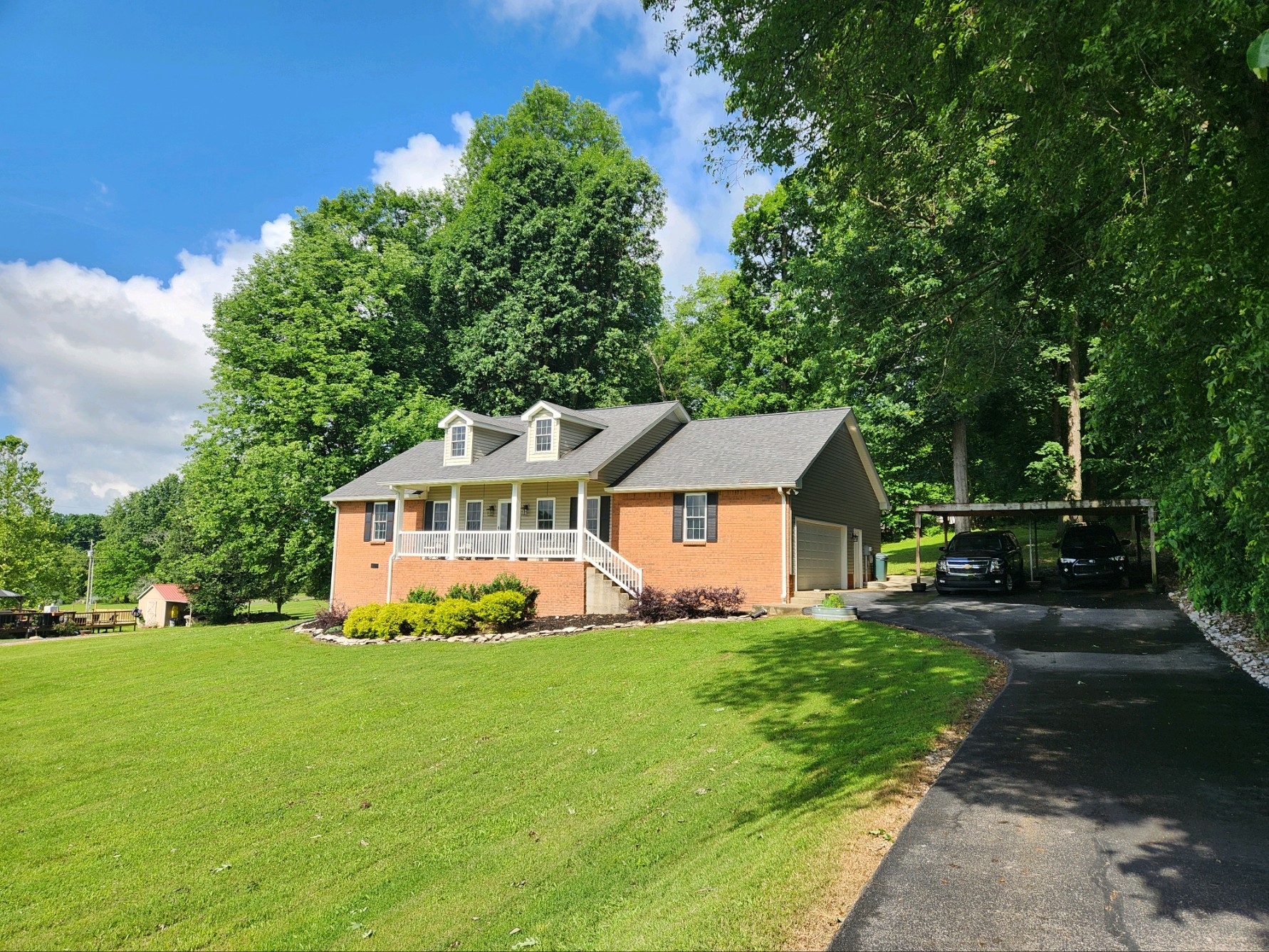 830 Bates Rd