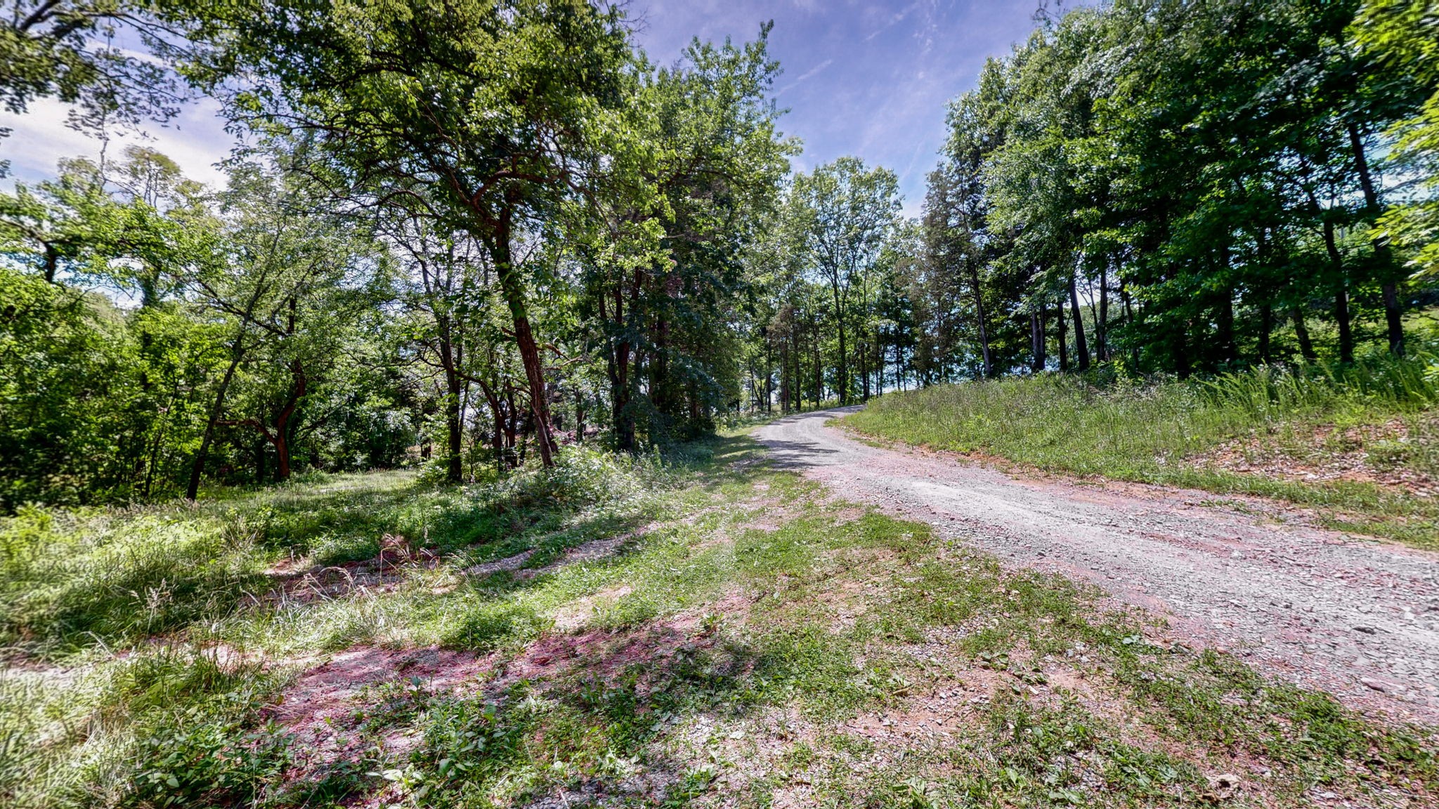 1040 Dobbins Pike