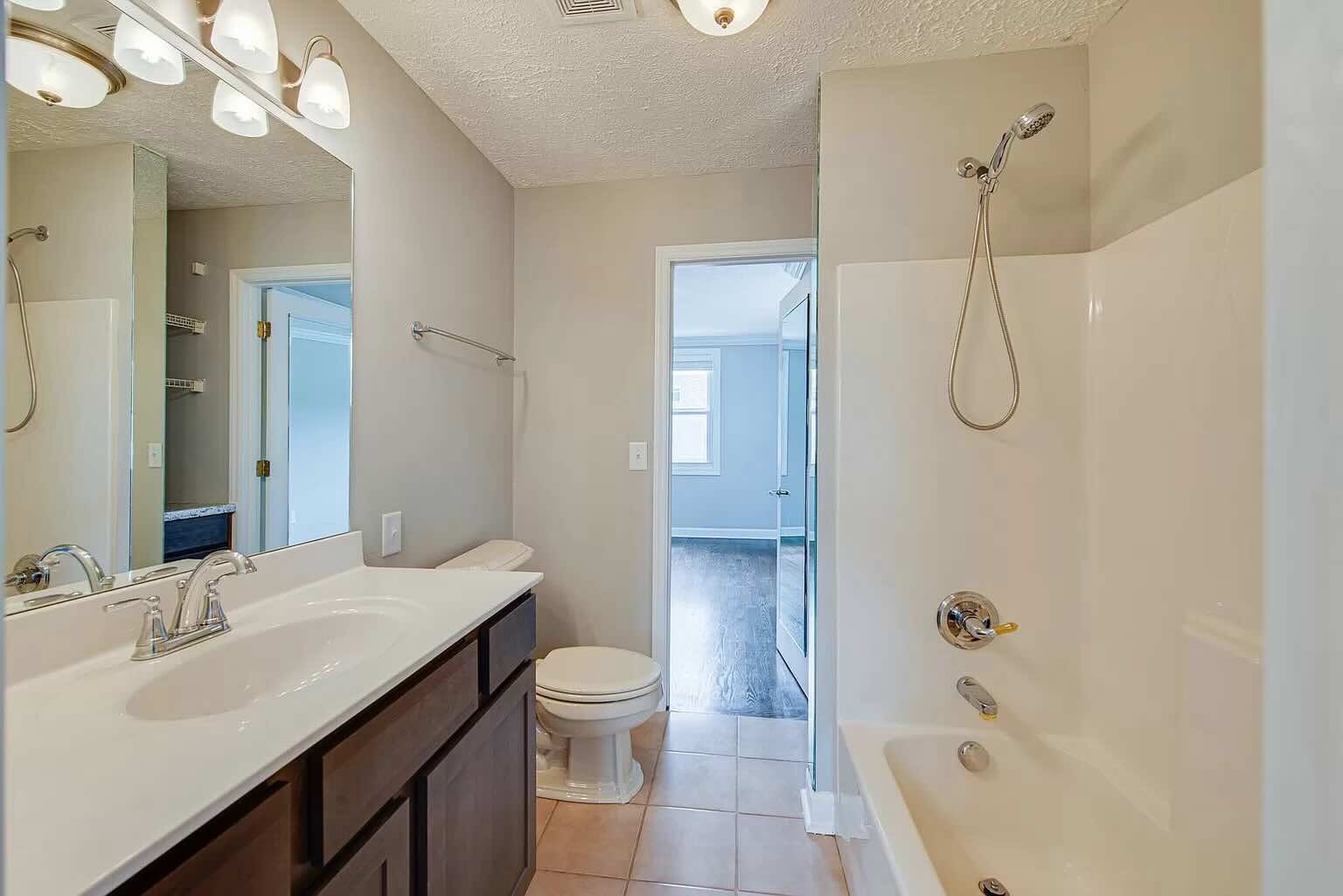 1008 Trevino Pl