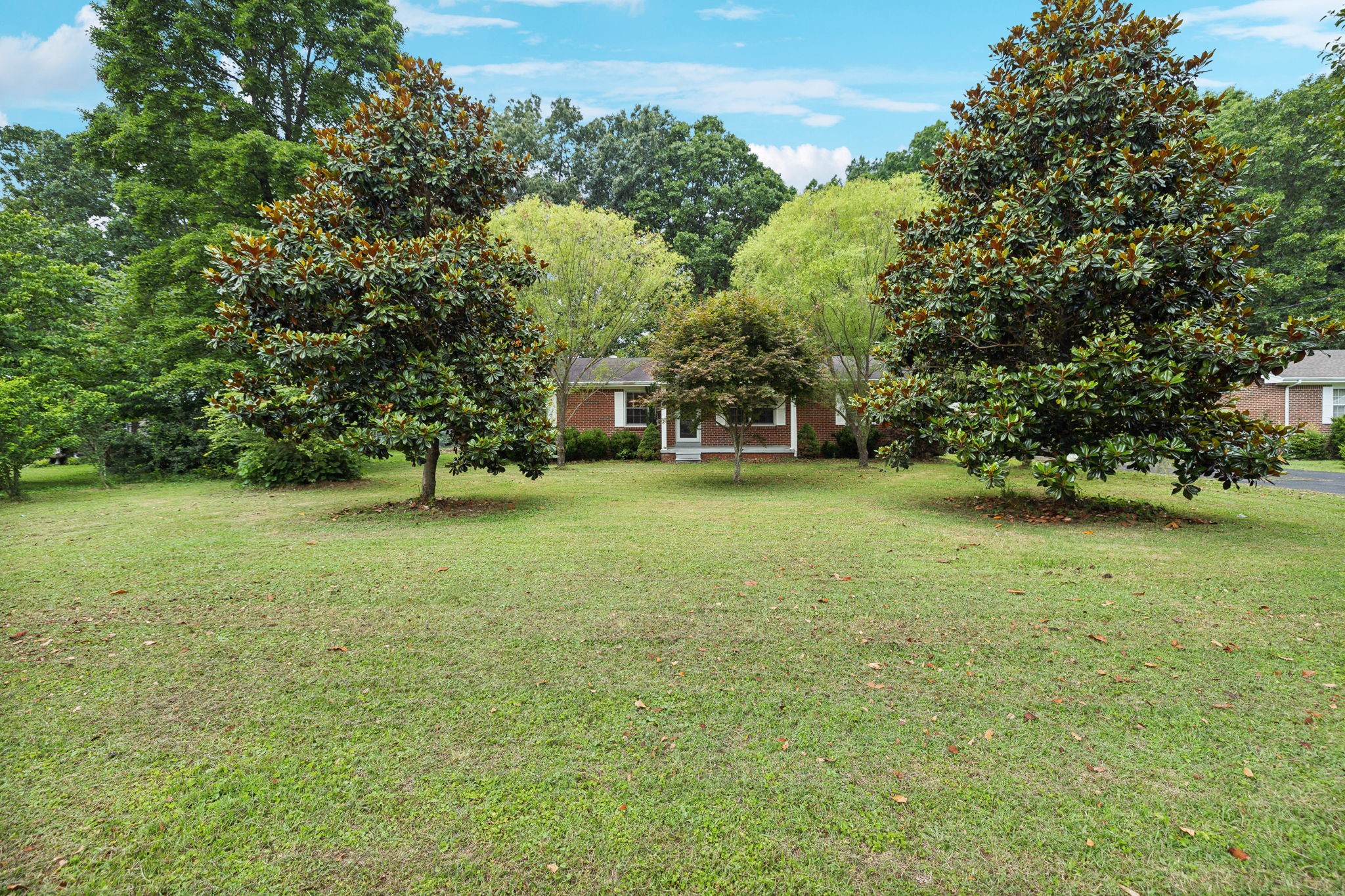 509 Crestwood Dr