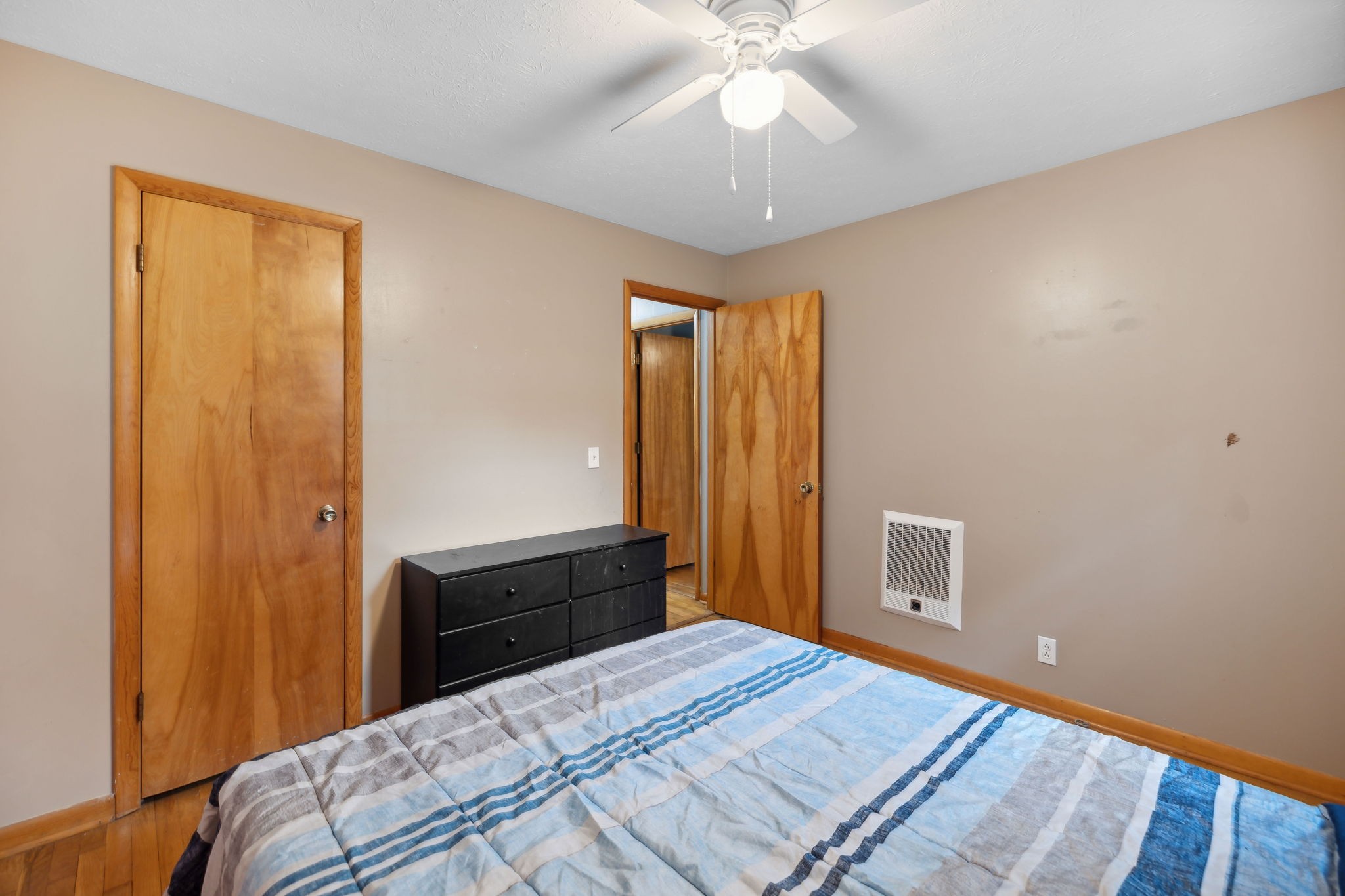 509 Crestwood Dr