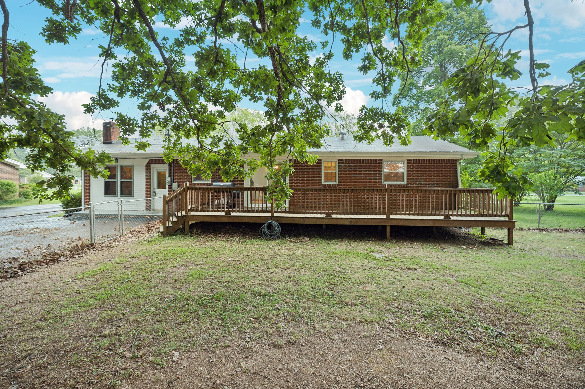 509 Crestwood Dr