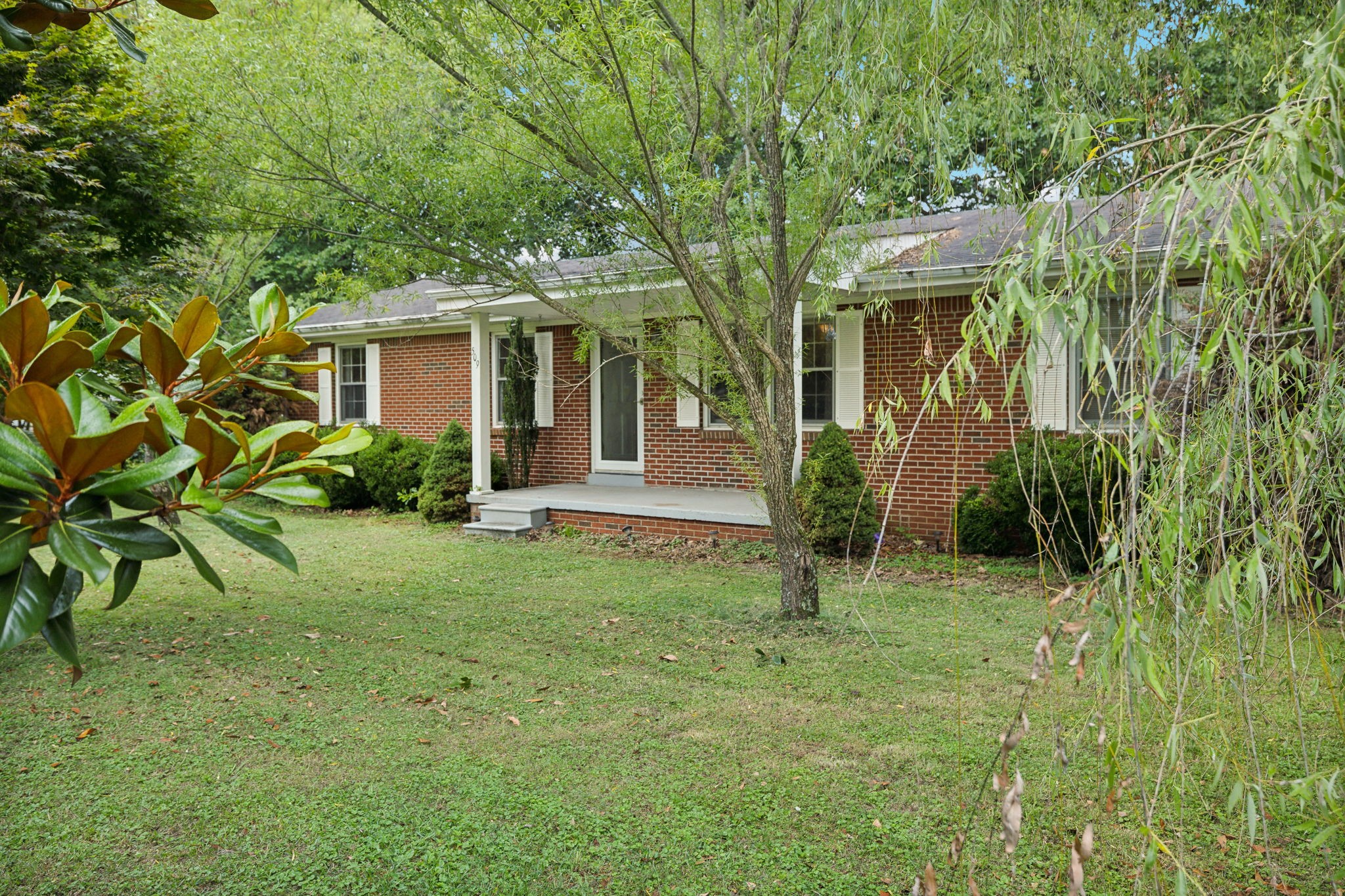 509 Crestwood Dr