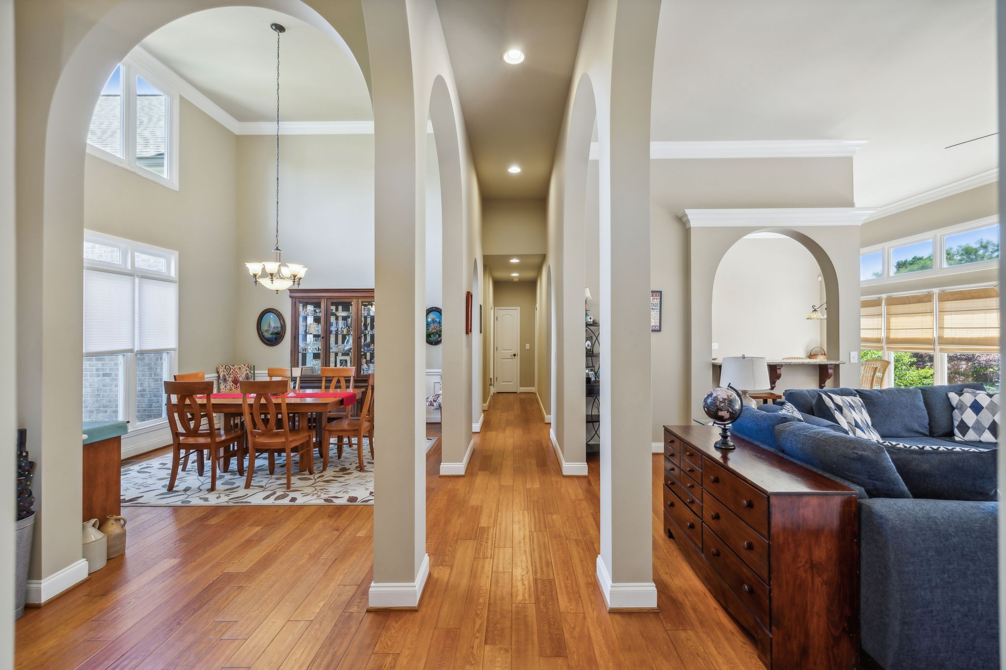 3821 Leona Pass