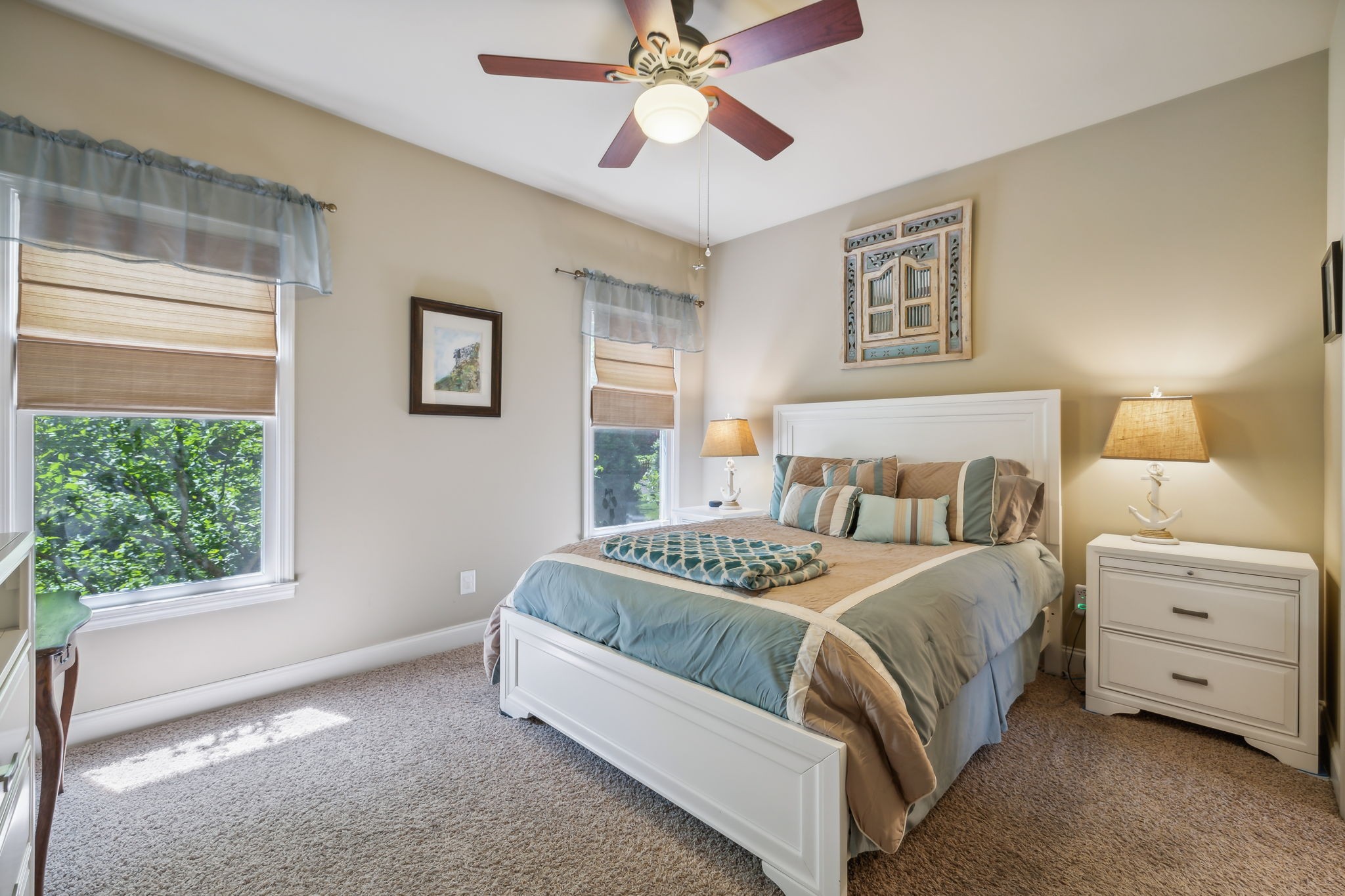 3821 Leona Pass