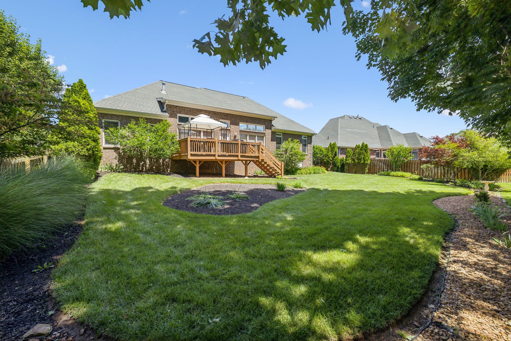 3821 Leona Pass