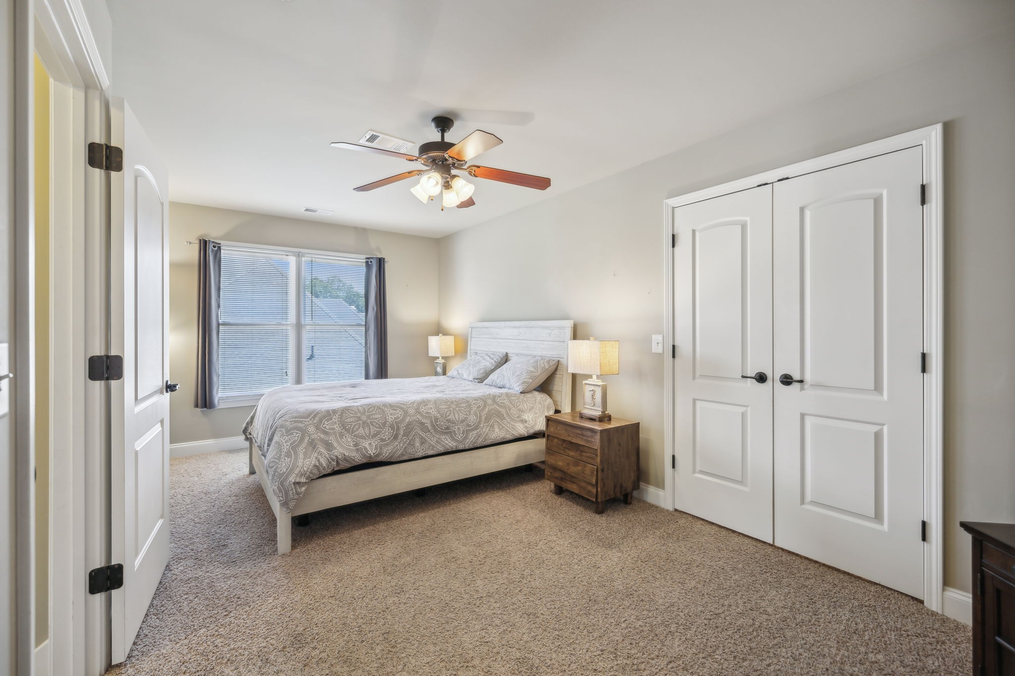 3821 Leona Pass