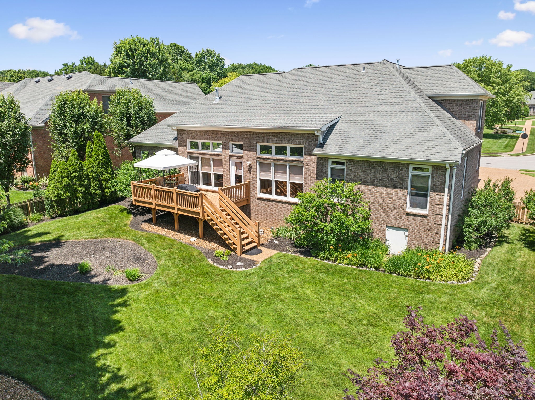 3821 Leona Pass