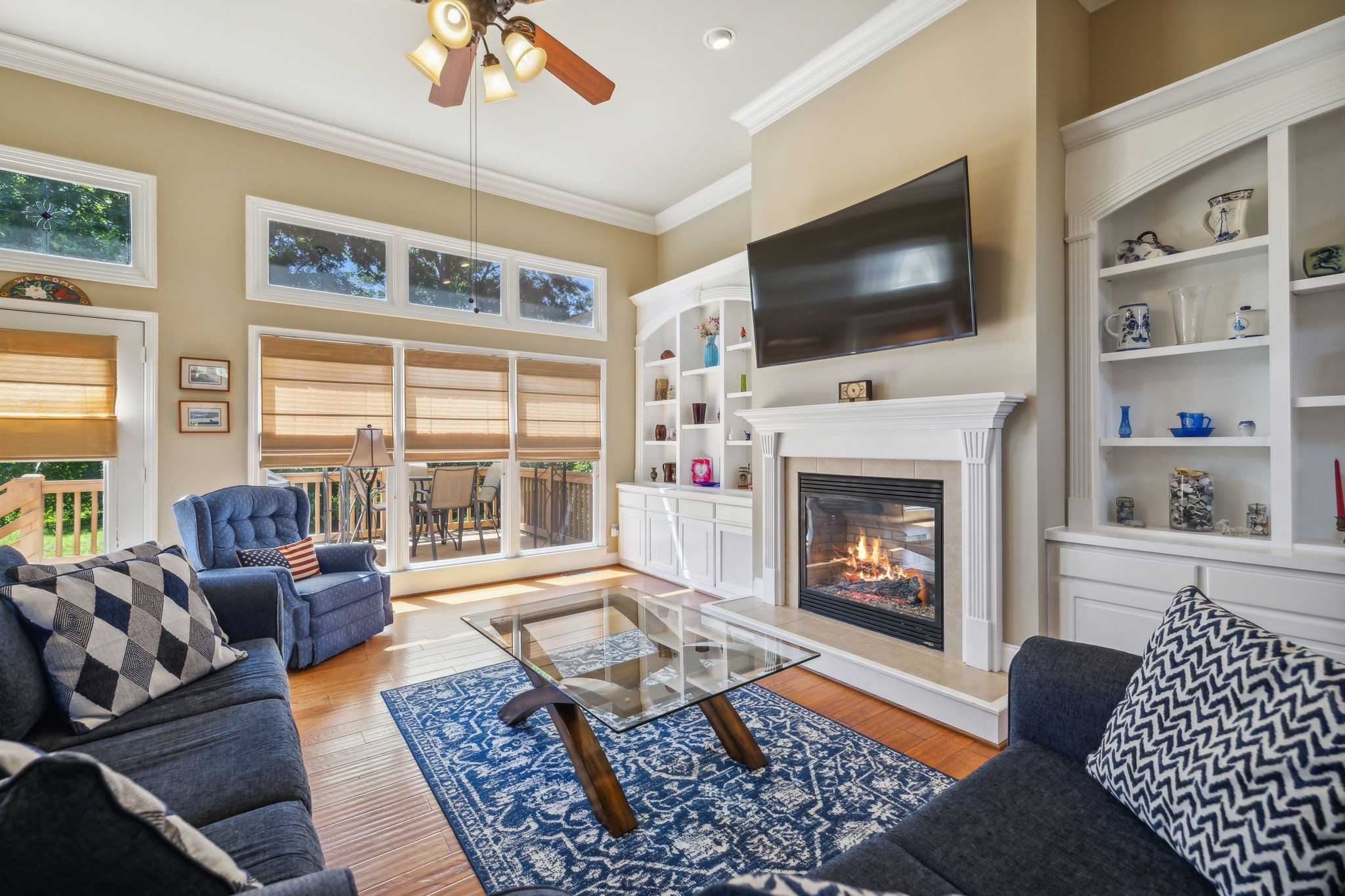 3821 Leona Pass