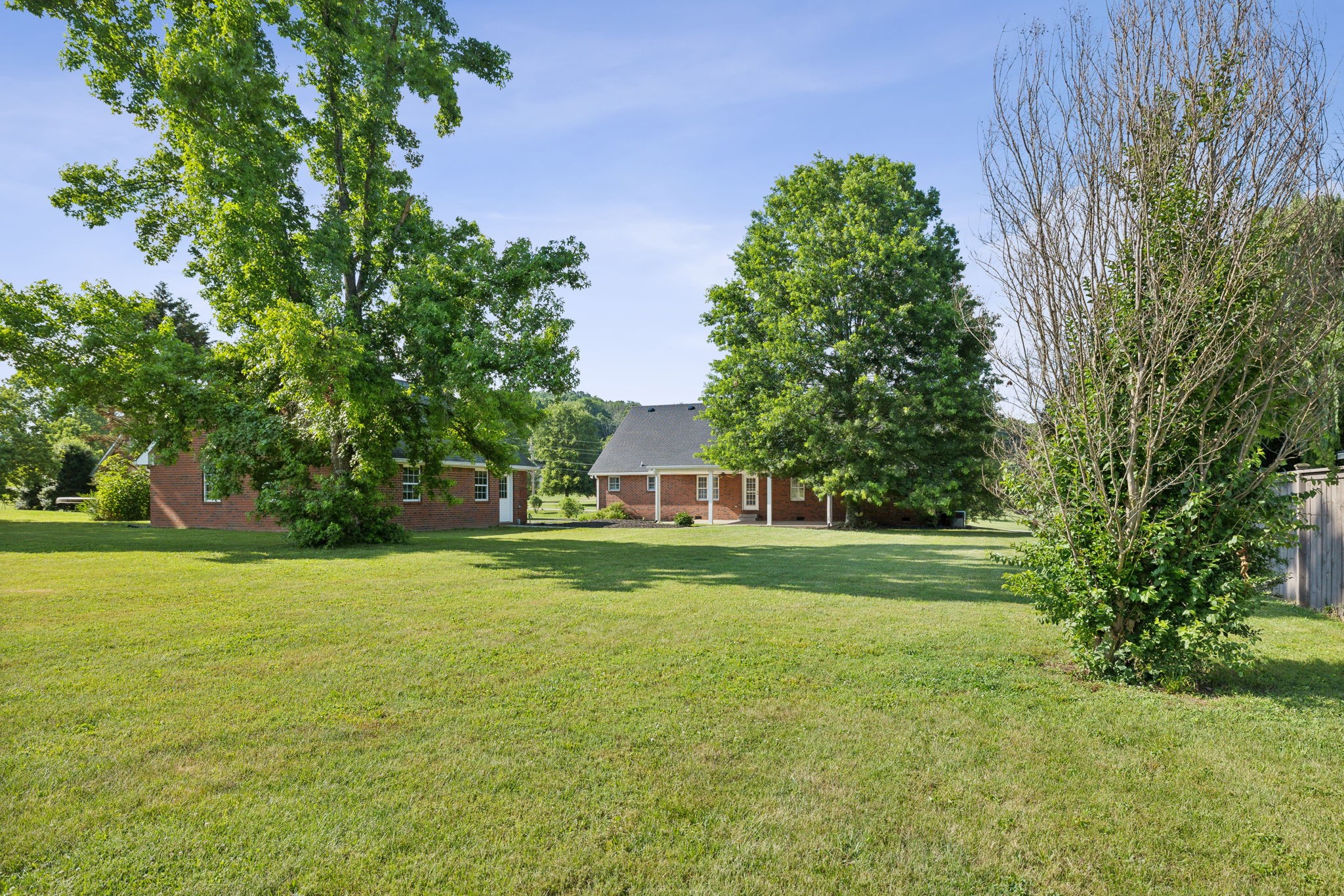 405 Thoroughbred Ln