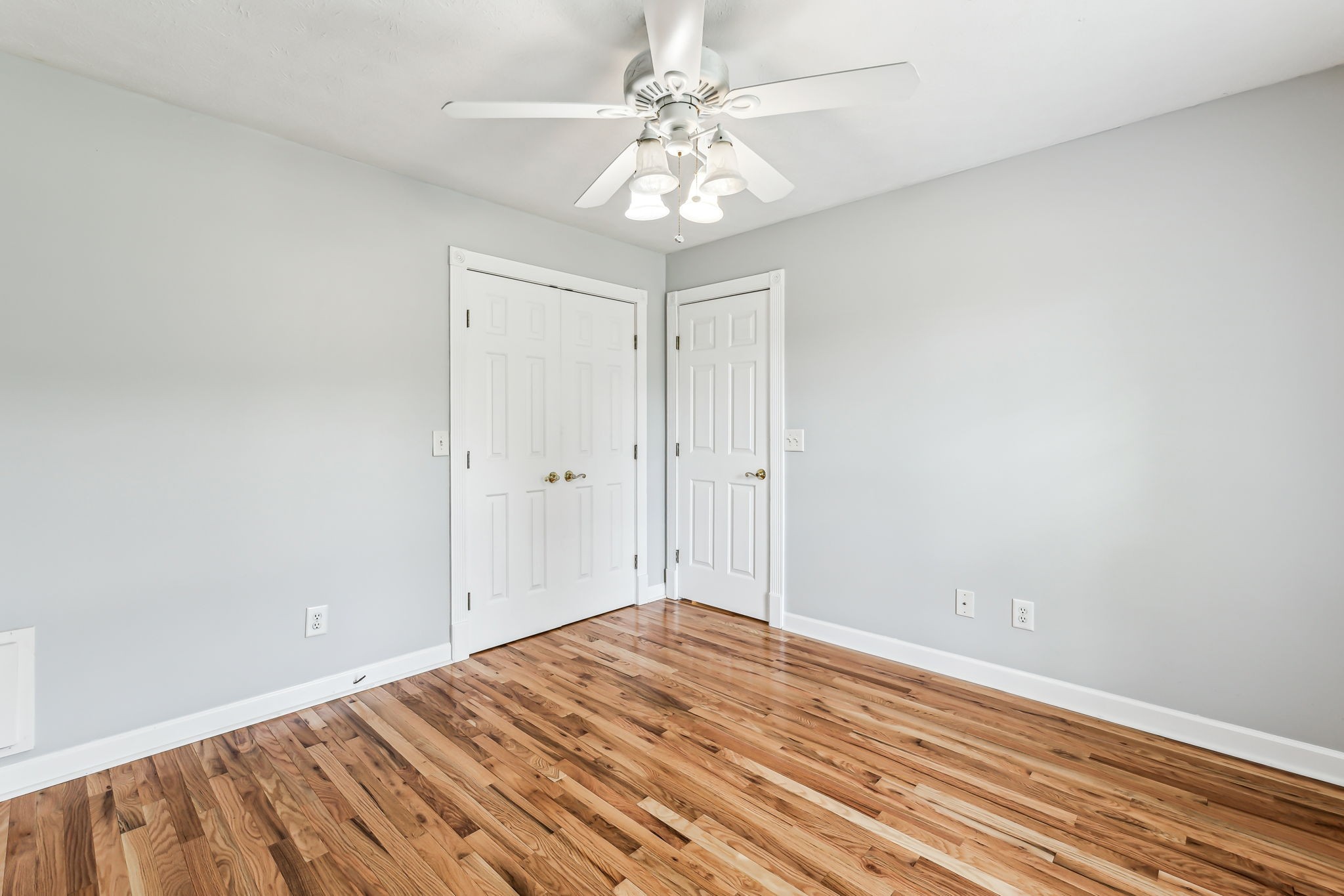 405 Thoroughbred Ln