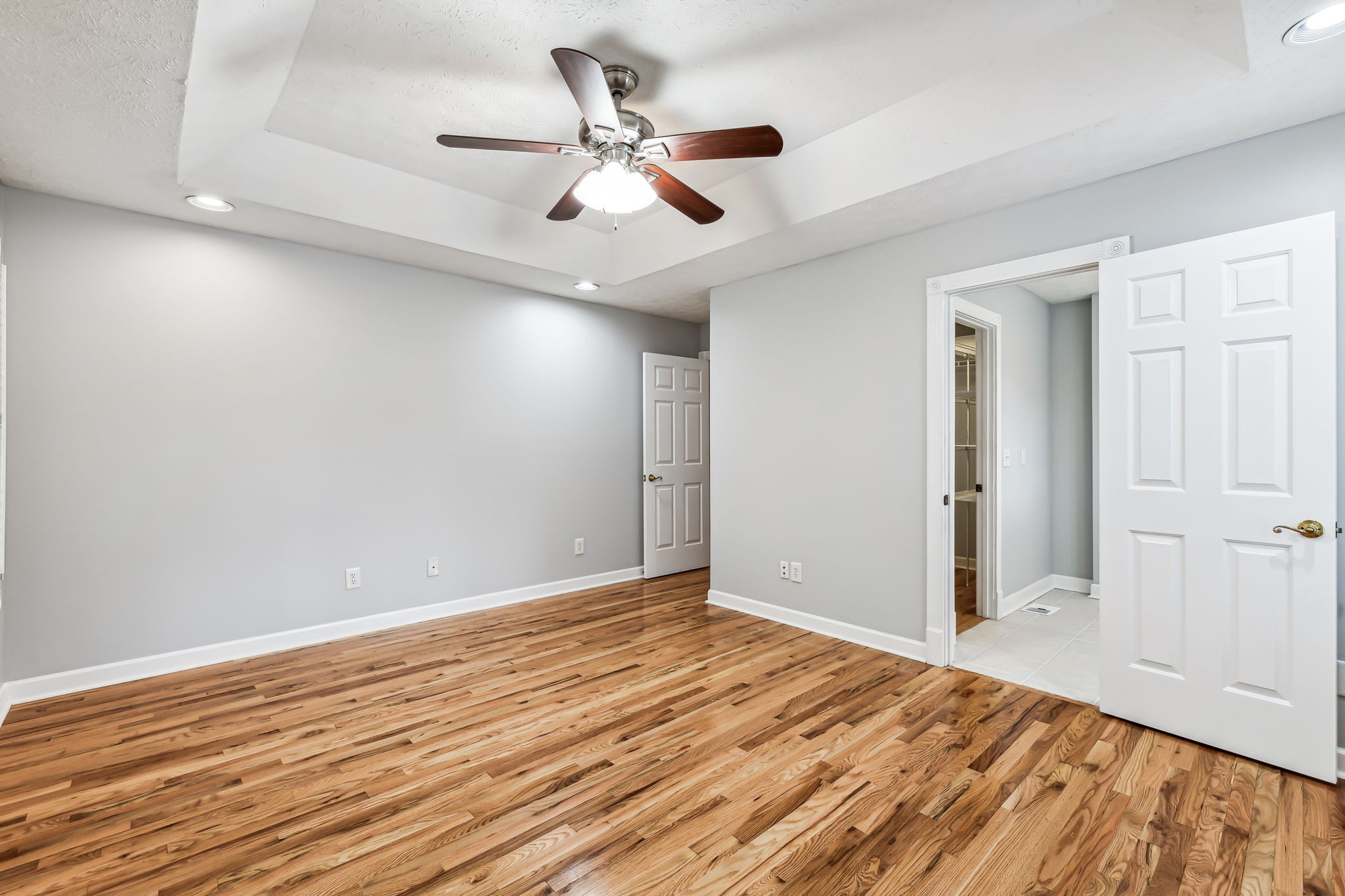 405 Thoroughbred Ln