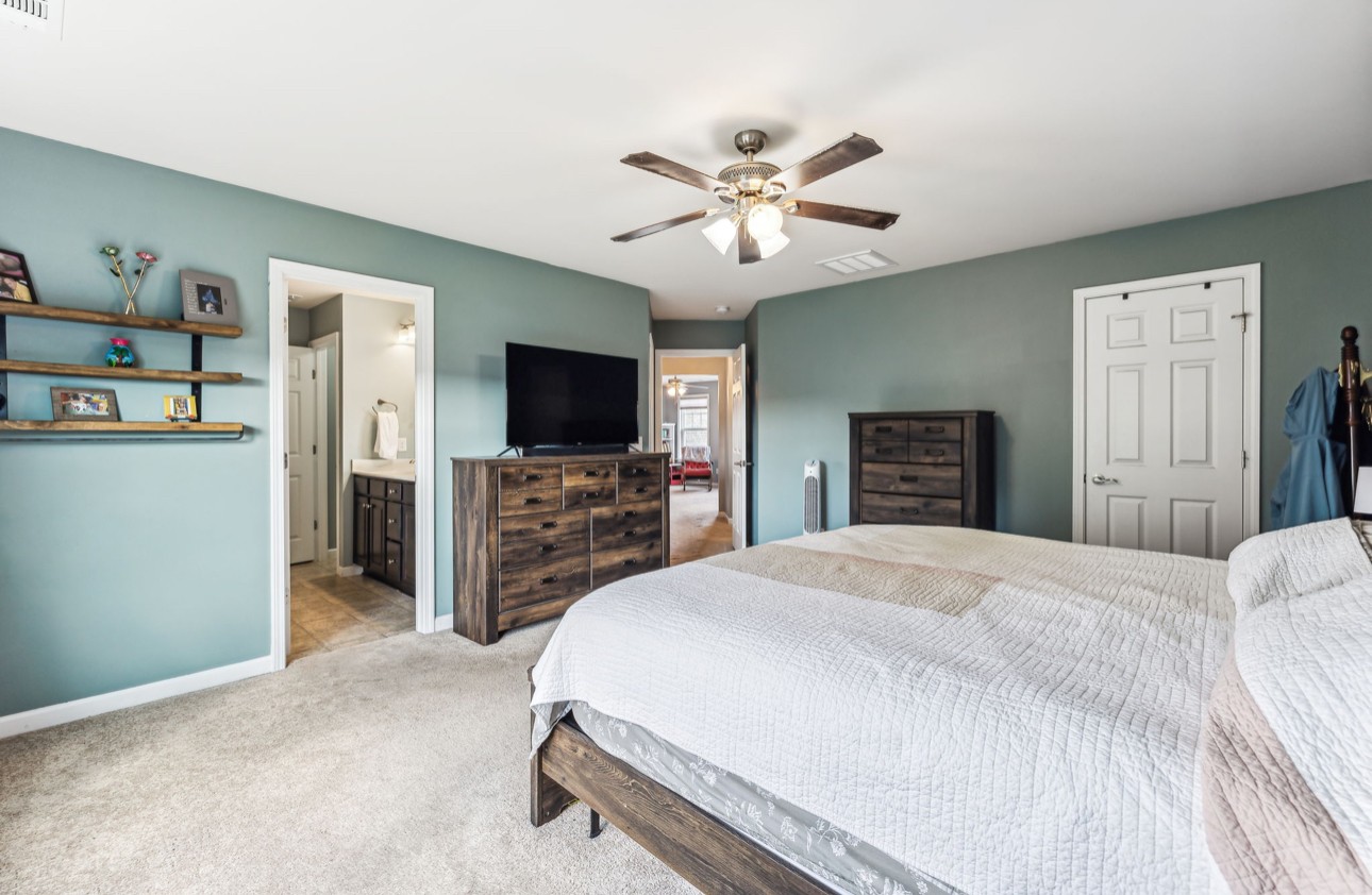55 Drakes Dr