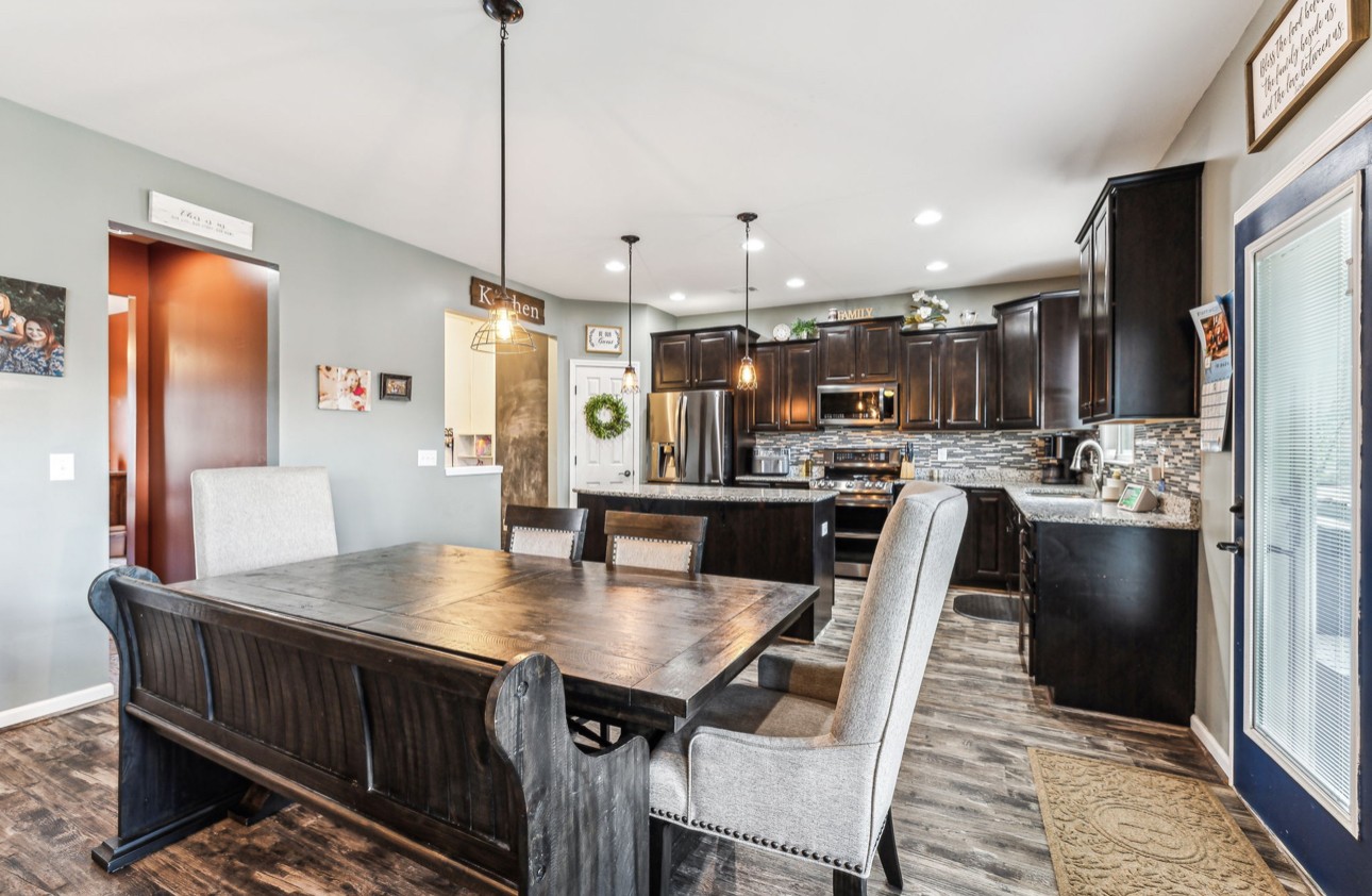 55 Drakes Dr