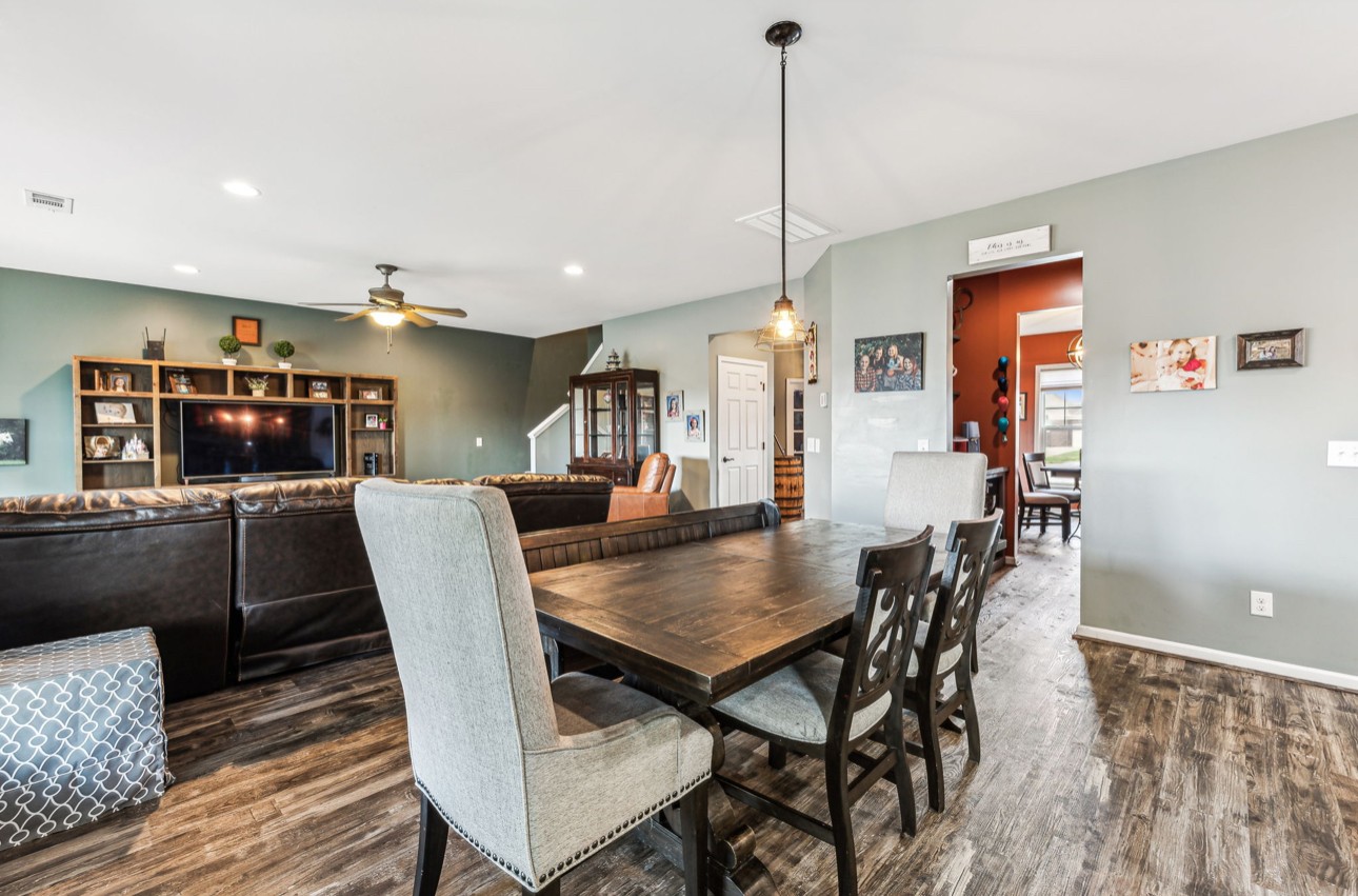55 Drakes Dr