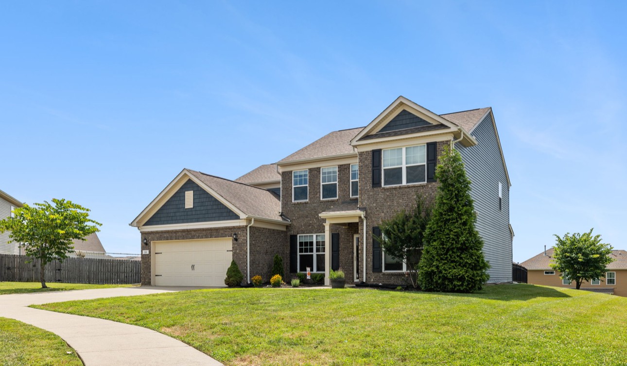 55 Drakes Dr