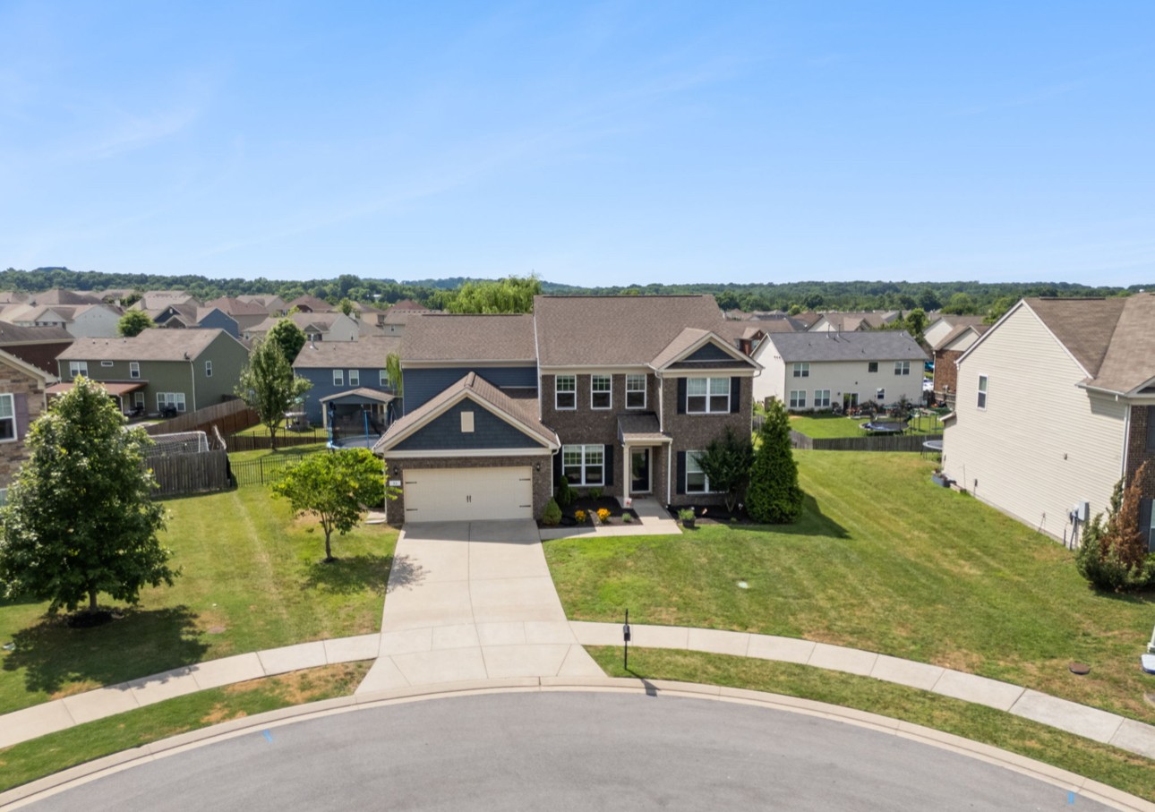 55 Drakes Dr