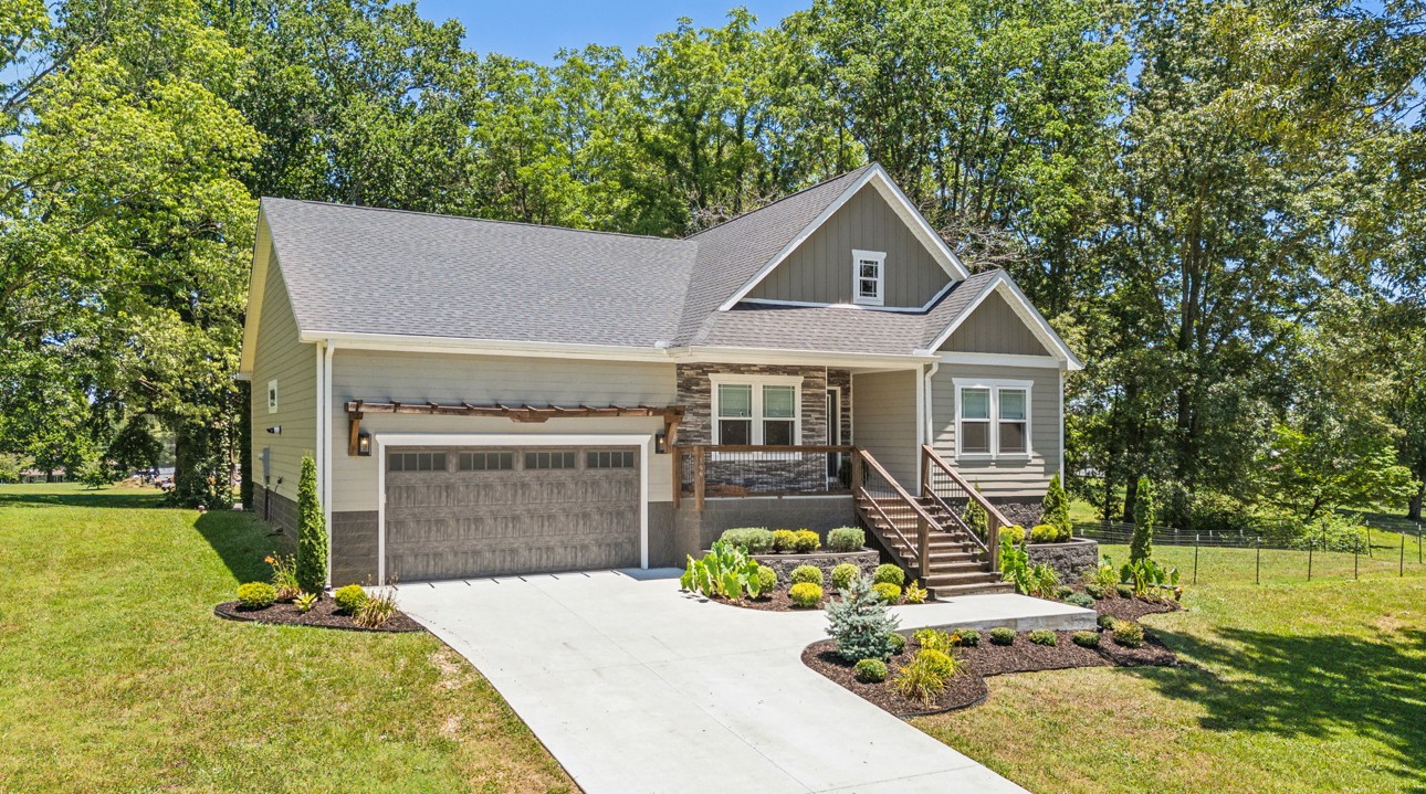 199 Lakeview Trl