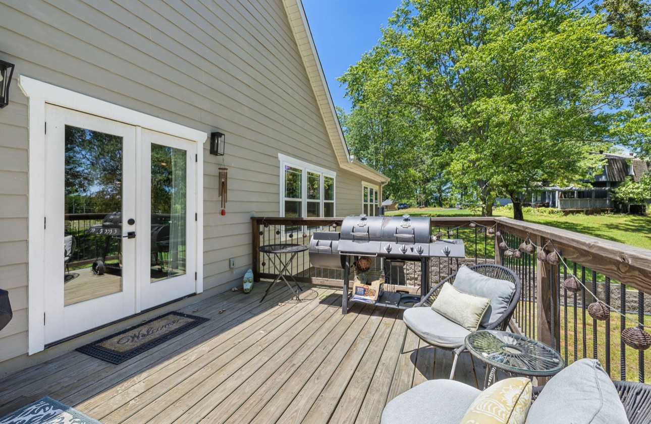 199 Lakeview Trl