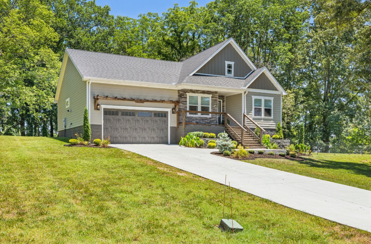 199 Lakeview Trl