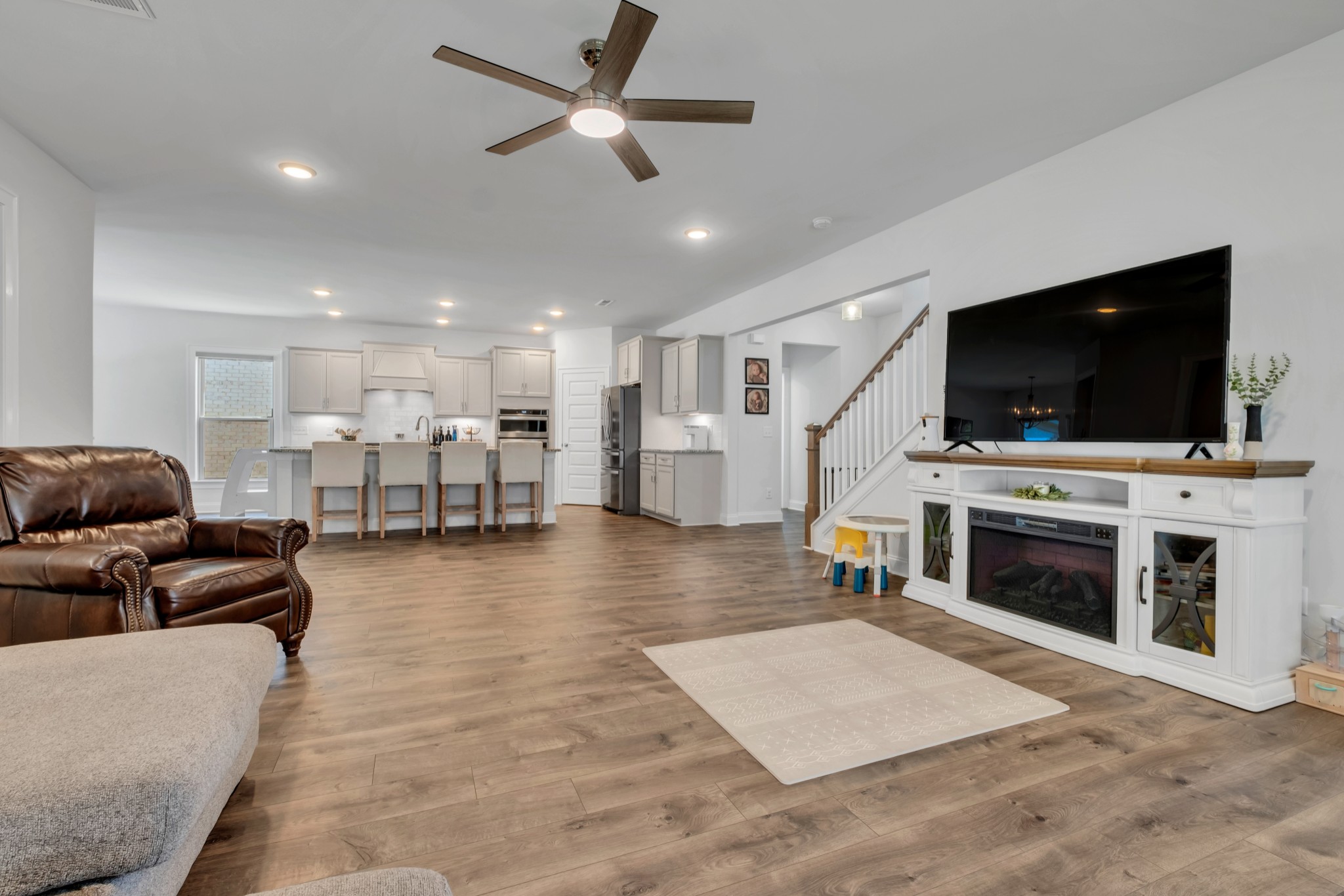 1105 Carlisle Pl