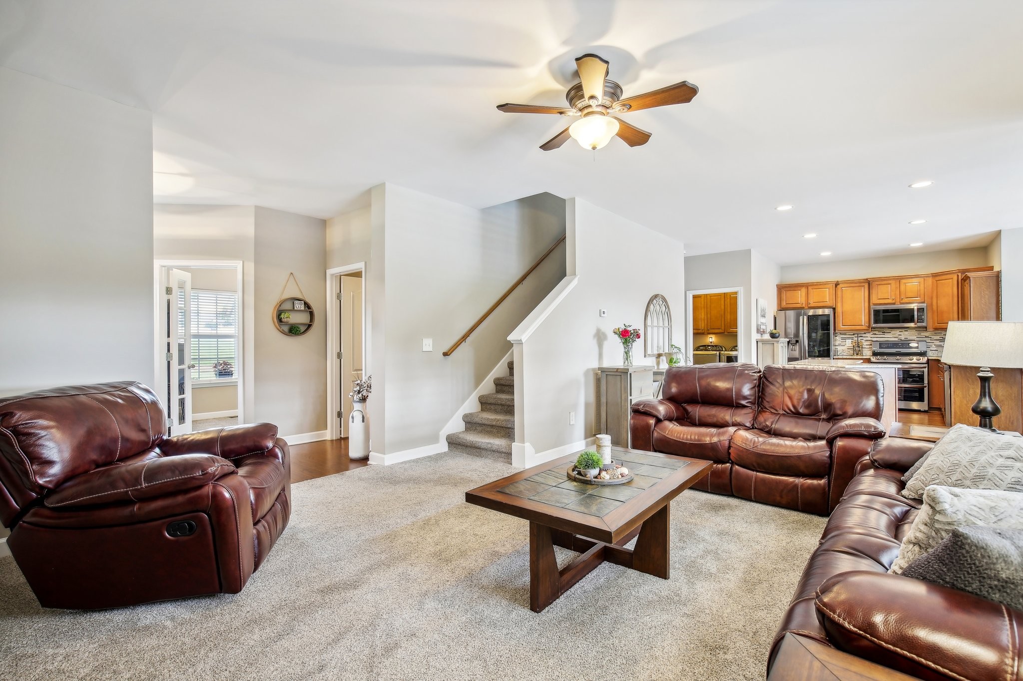 317 Sword Ln