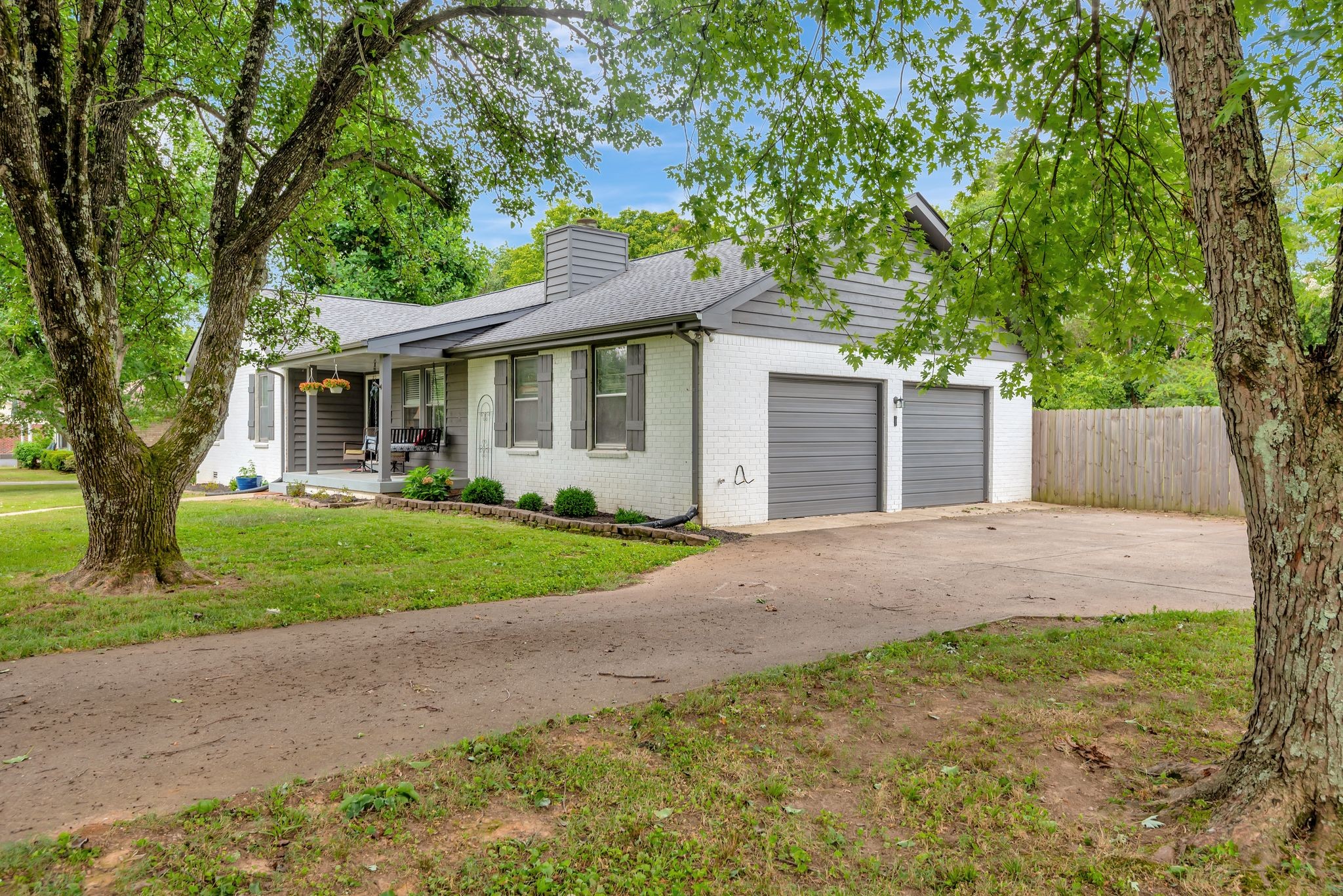 1110 Kathryn Rd