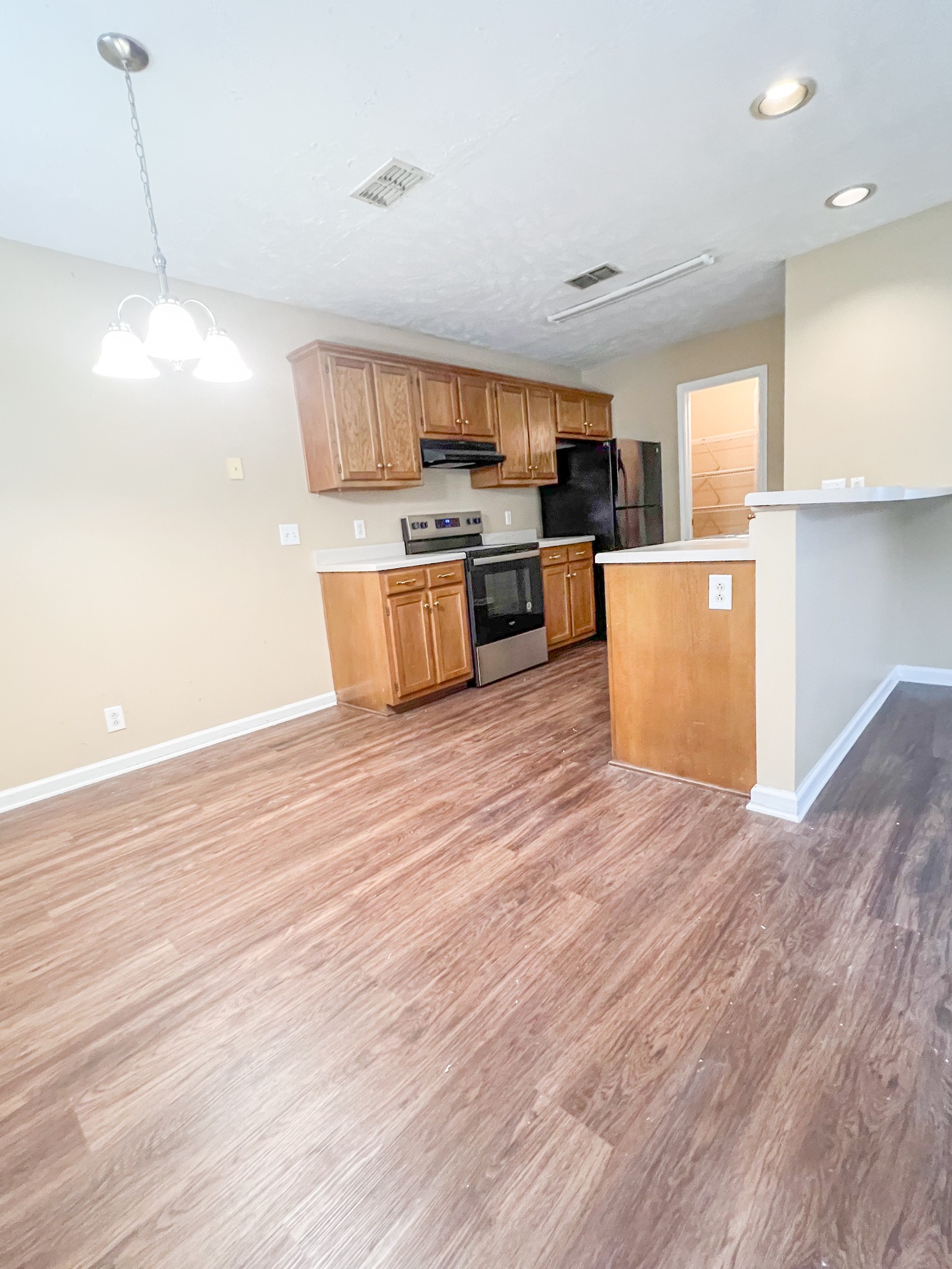 5020 Highlander Dr
