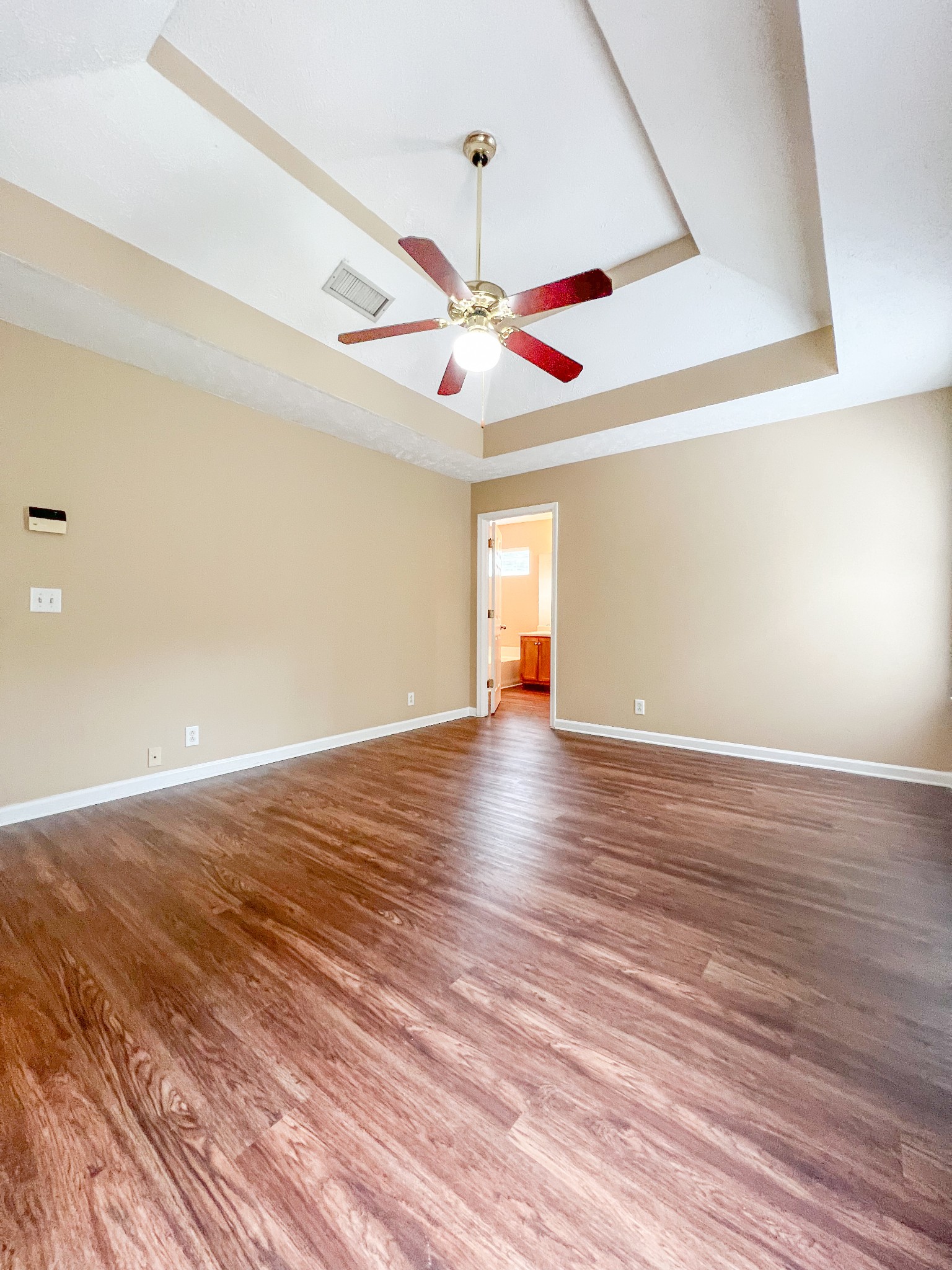 5020 Highlander Dr