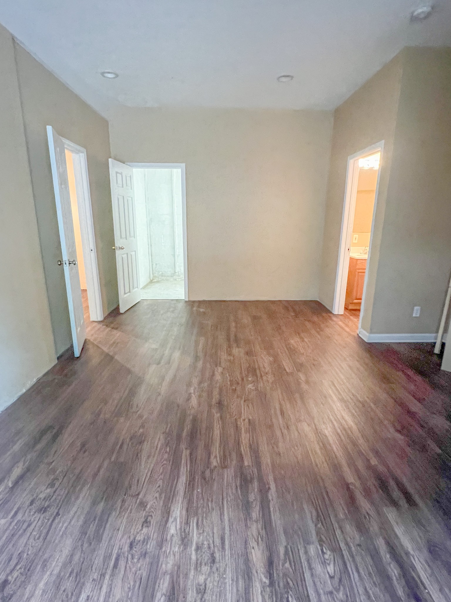 5020 Highlander Dr