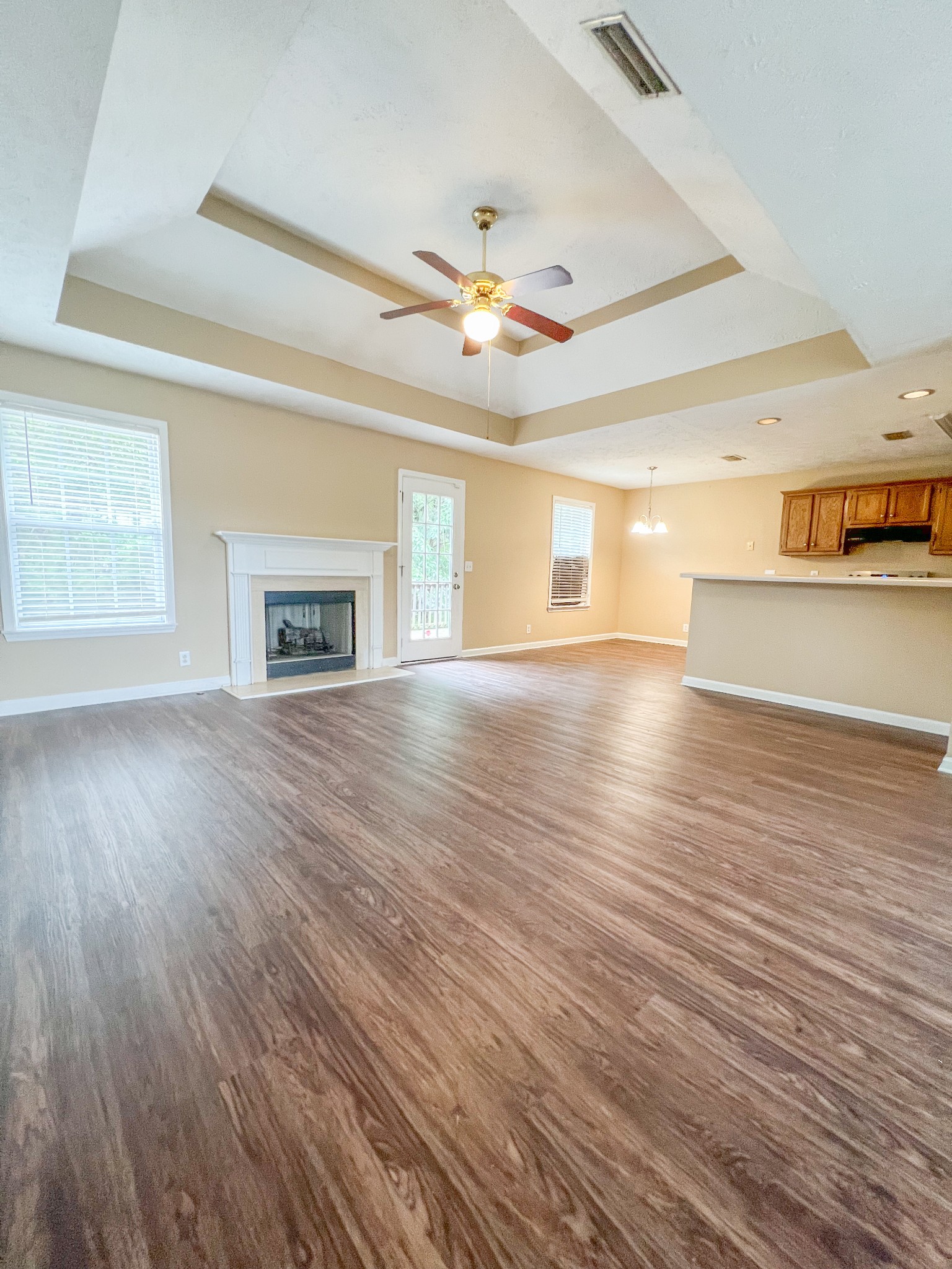 5020 Highlander Dr