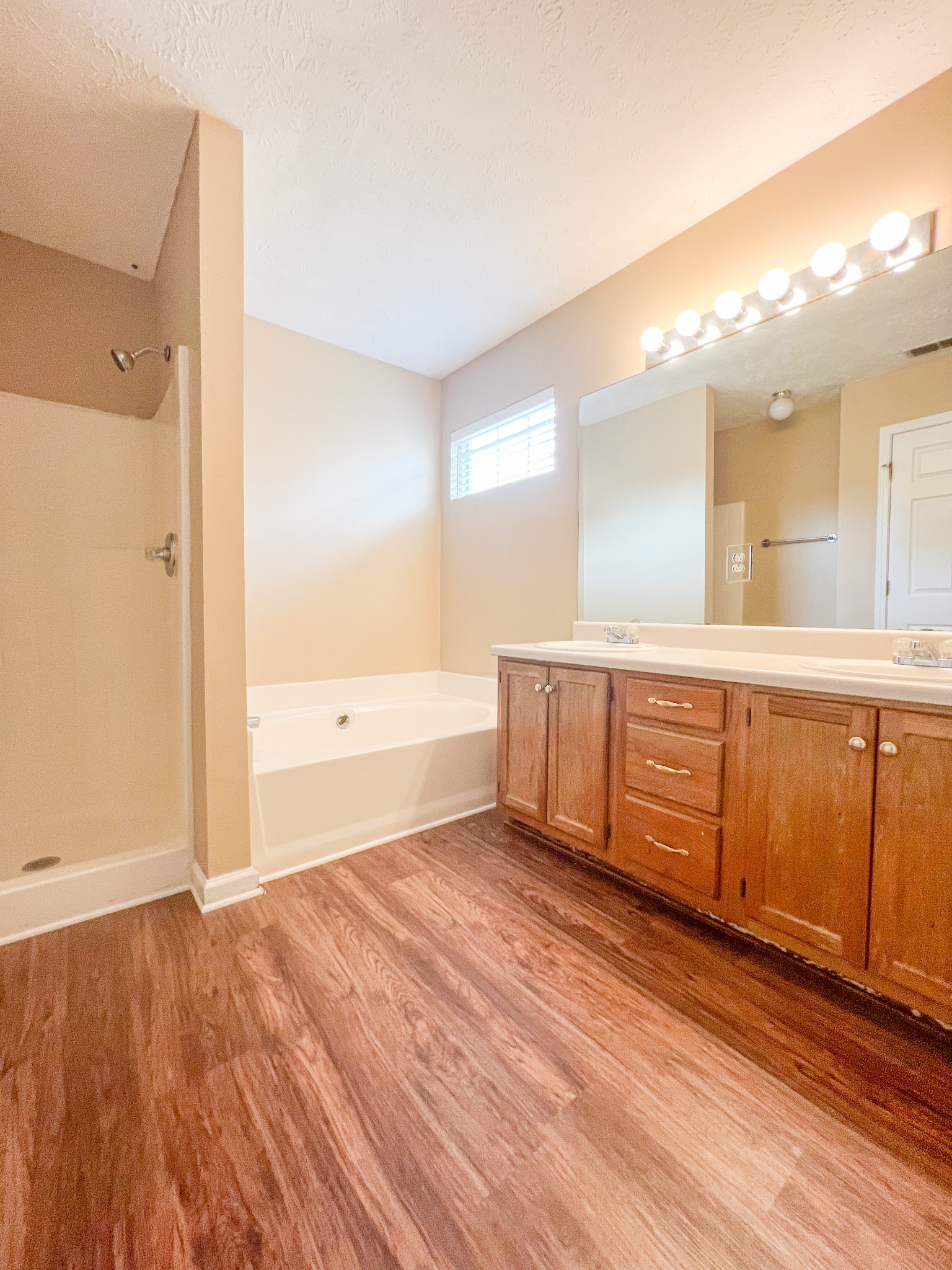 5020 Highlander Dr
