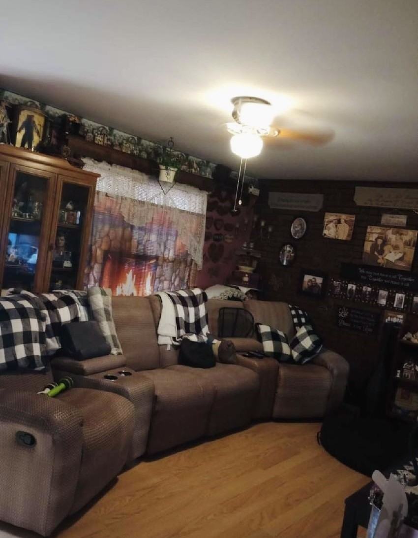 206 Barry Ave