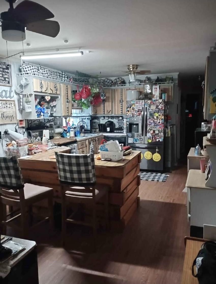206 Barry Ave